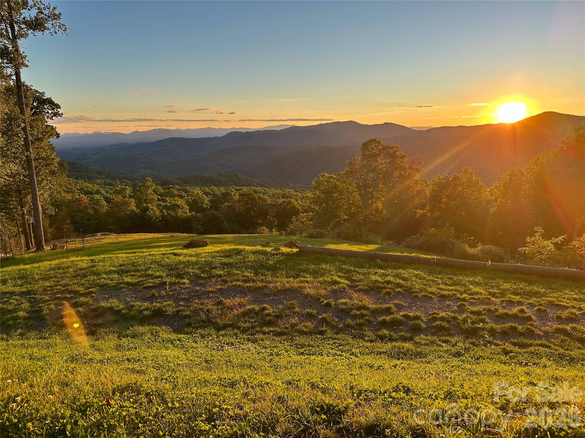 TBD Nicholas Knoll RD, Bakersville, NC 28705