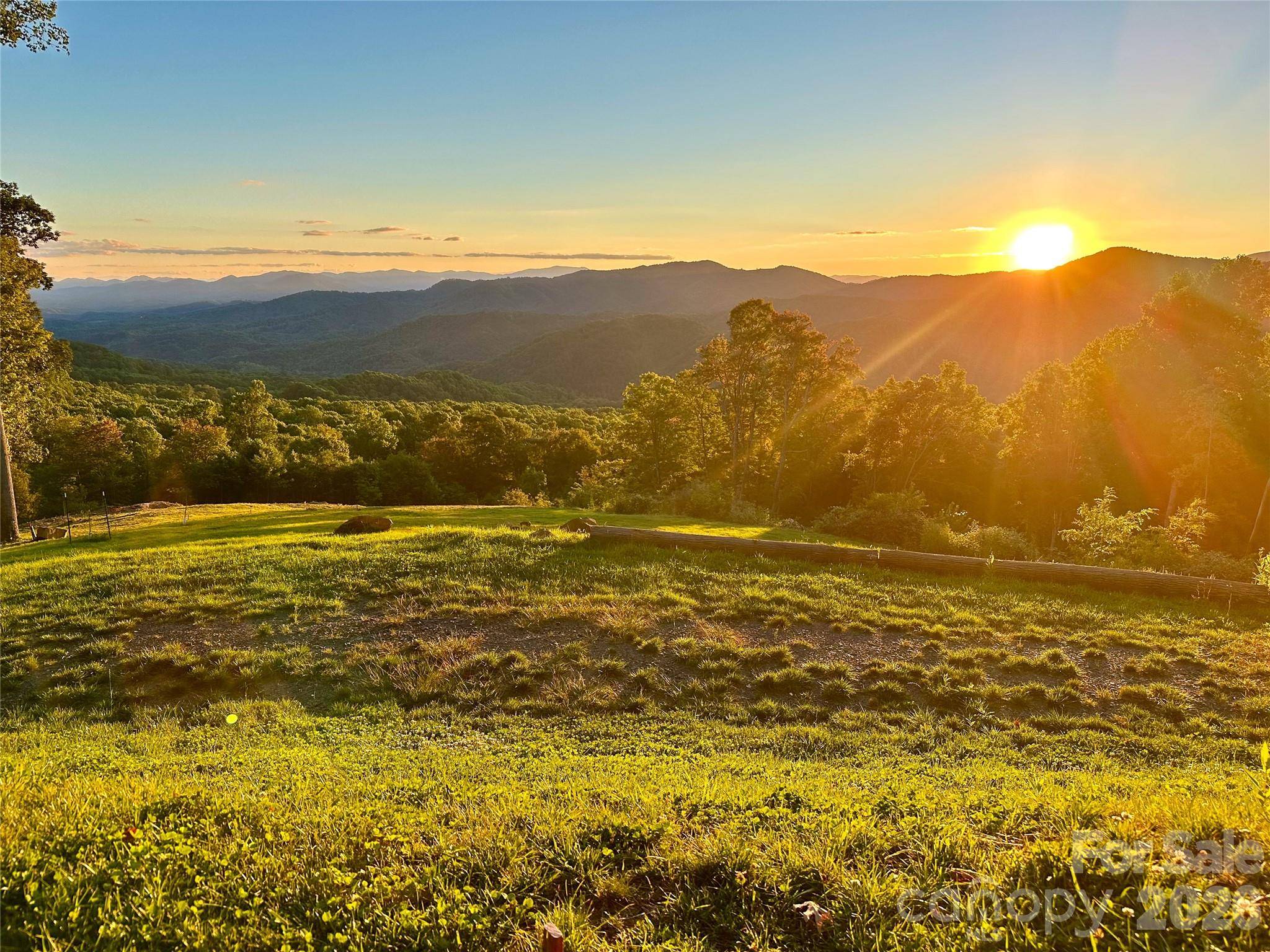TBD Nicholas Knoll RD, Bakersville, NC 28705