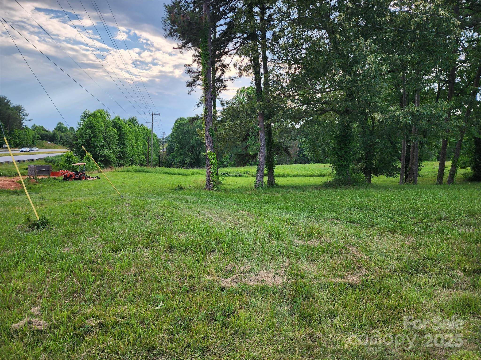 000 W US Highway 421 HWY, Wilkesboro, NC 28697