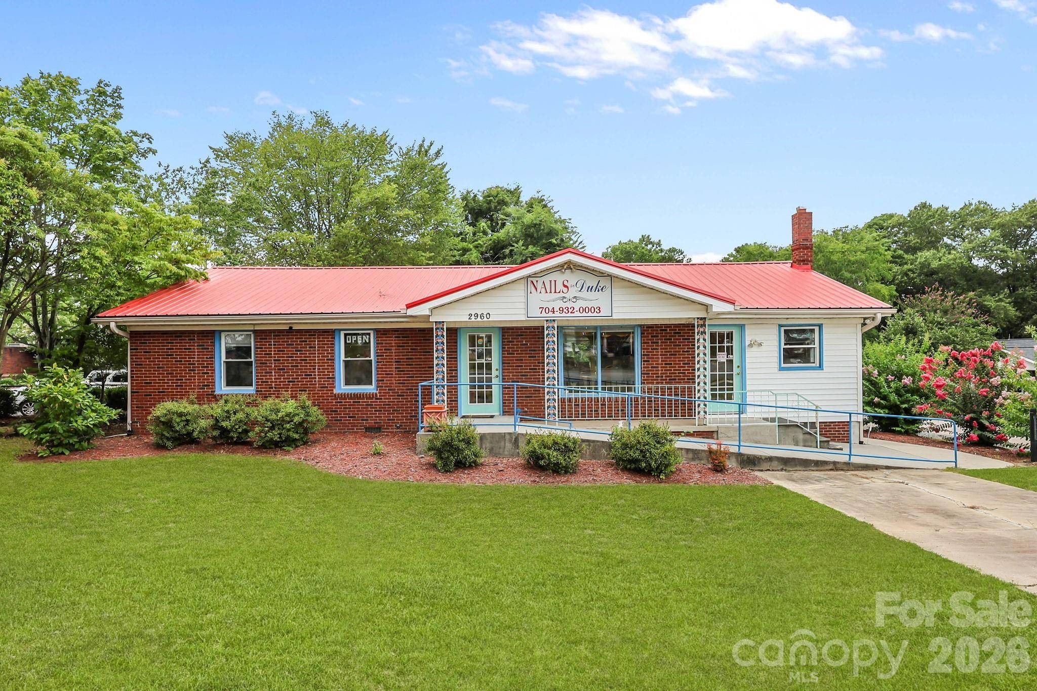2960 Dale Earnhardt BLVD, Kannapolis, NC 28083