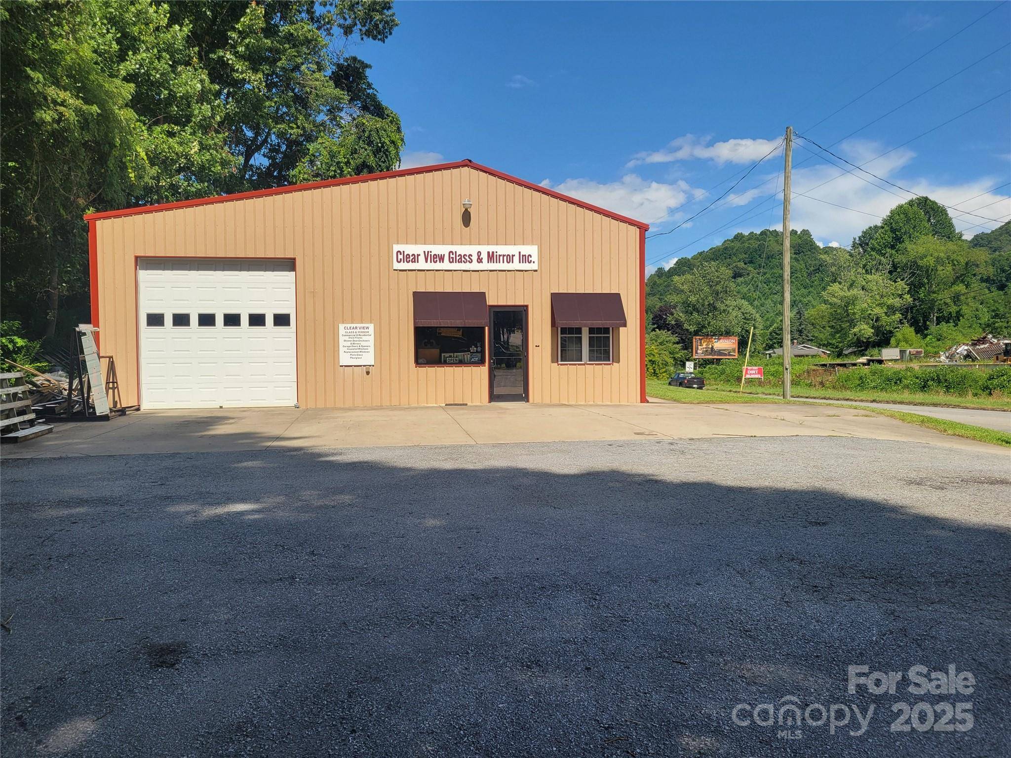 2634 Dellwood RD, Waynesville, NC 28786