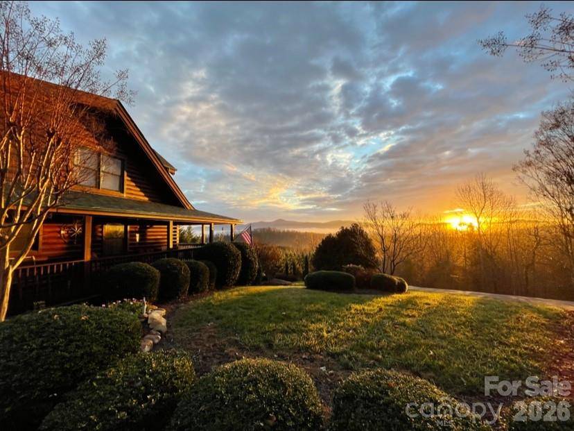 202 Panorama DR, Nebo, NC 28761