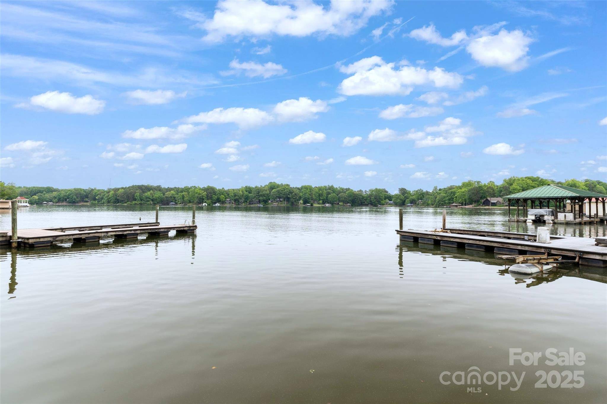 7326 Right Angle ST, Sherrills Ford, NC 28673