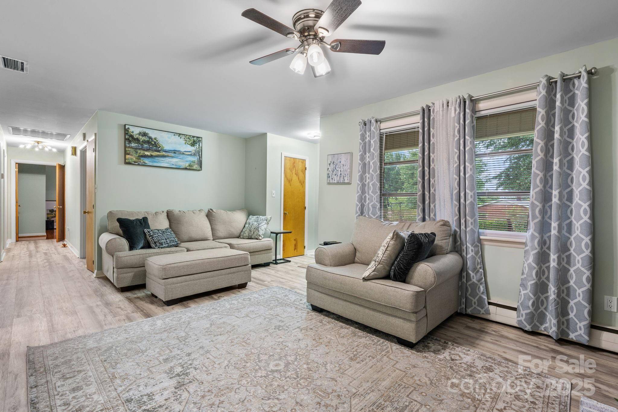 2761 Highland AVE NE, Hickory, NC 28601