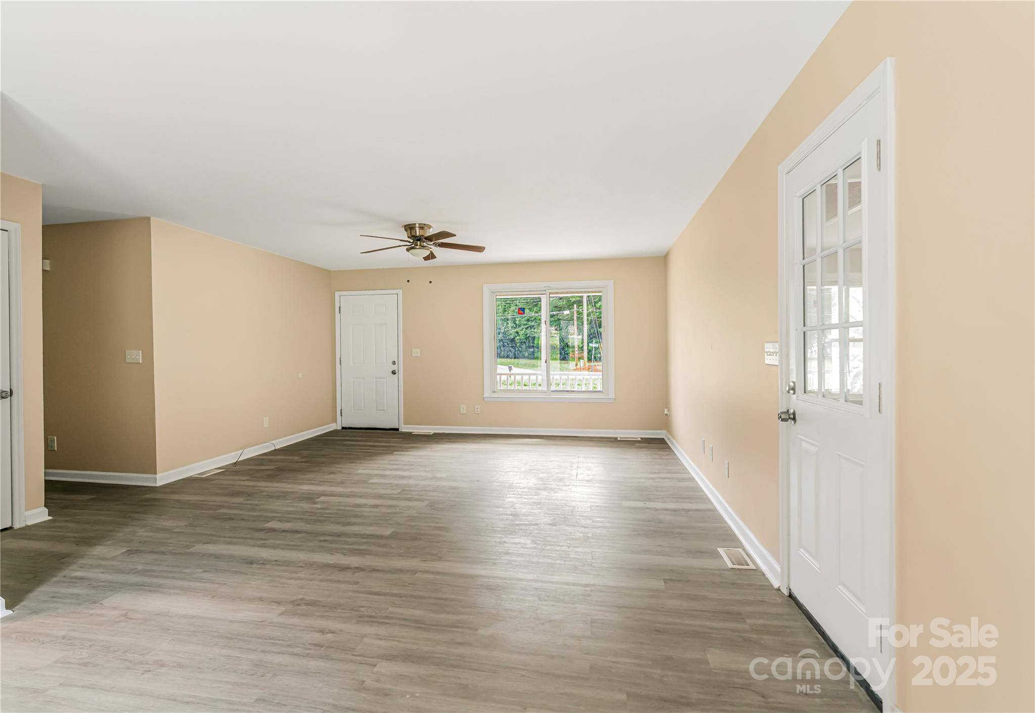 660 Sides RD, Salisbury, NC 28146