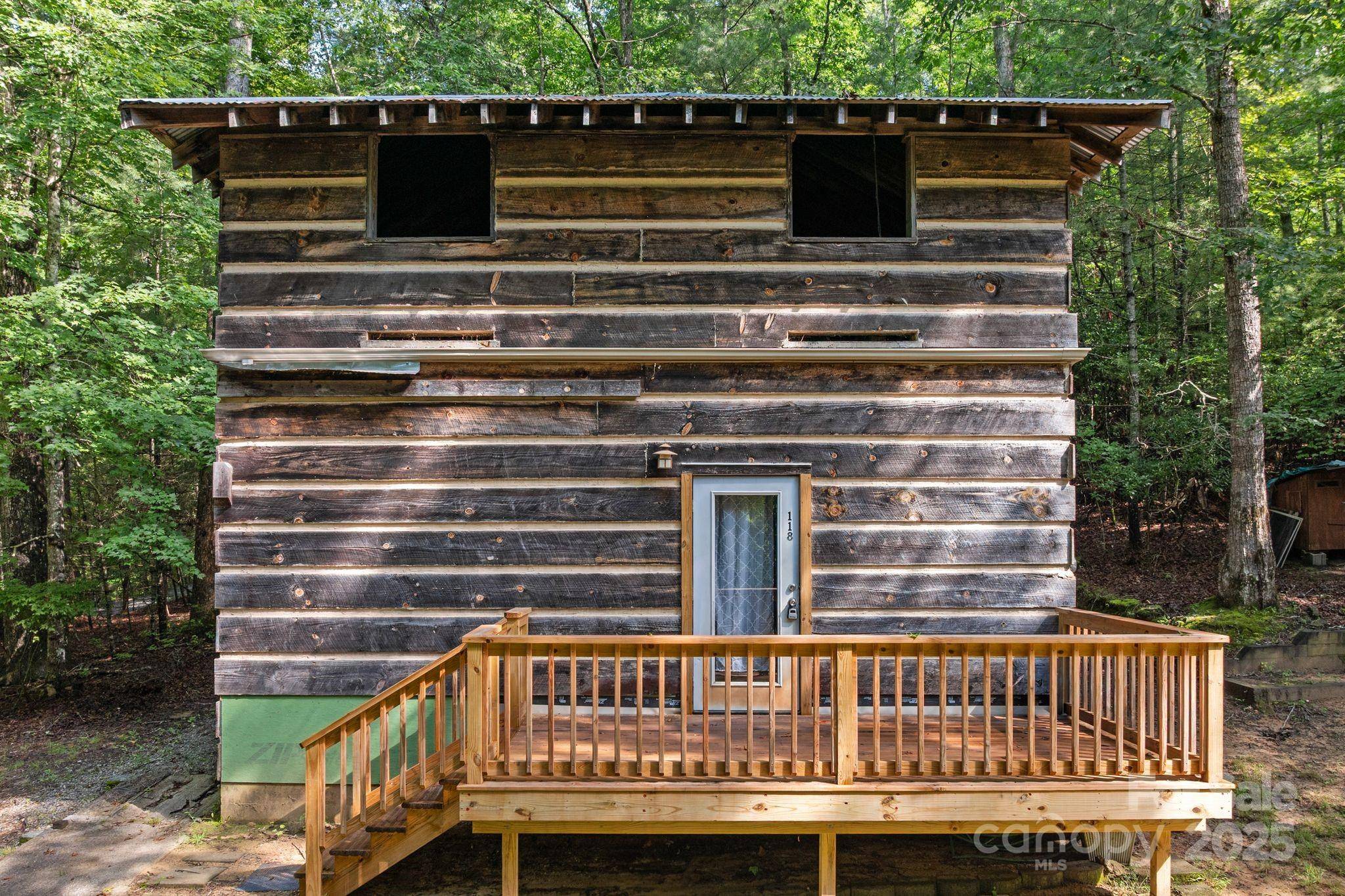 118 Blossom RD, Brevard, NC 28712