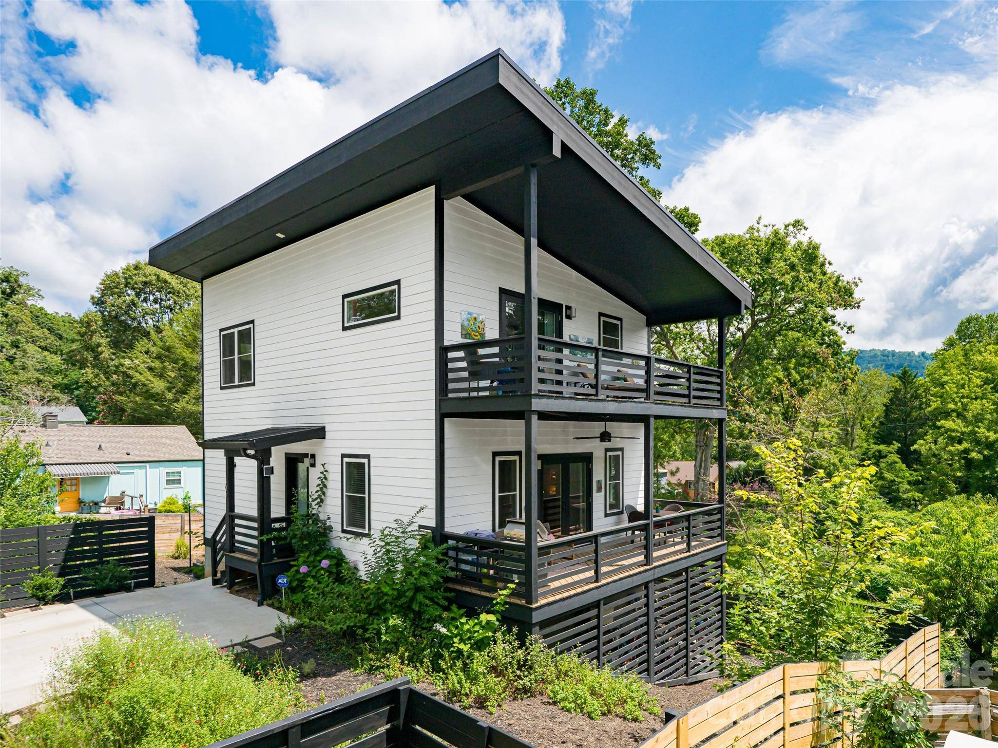 197 Chatham RD, Asheville, NC 28804