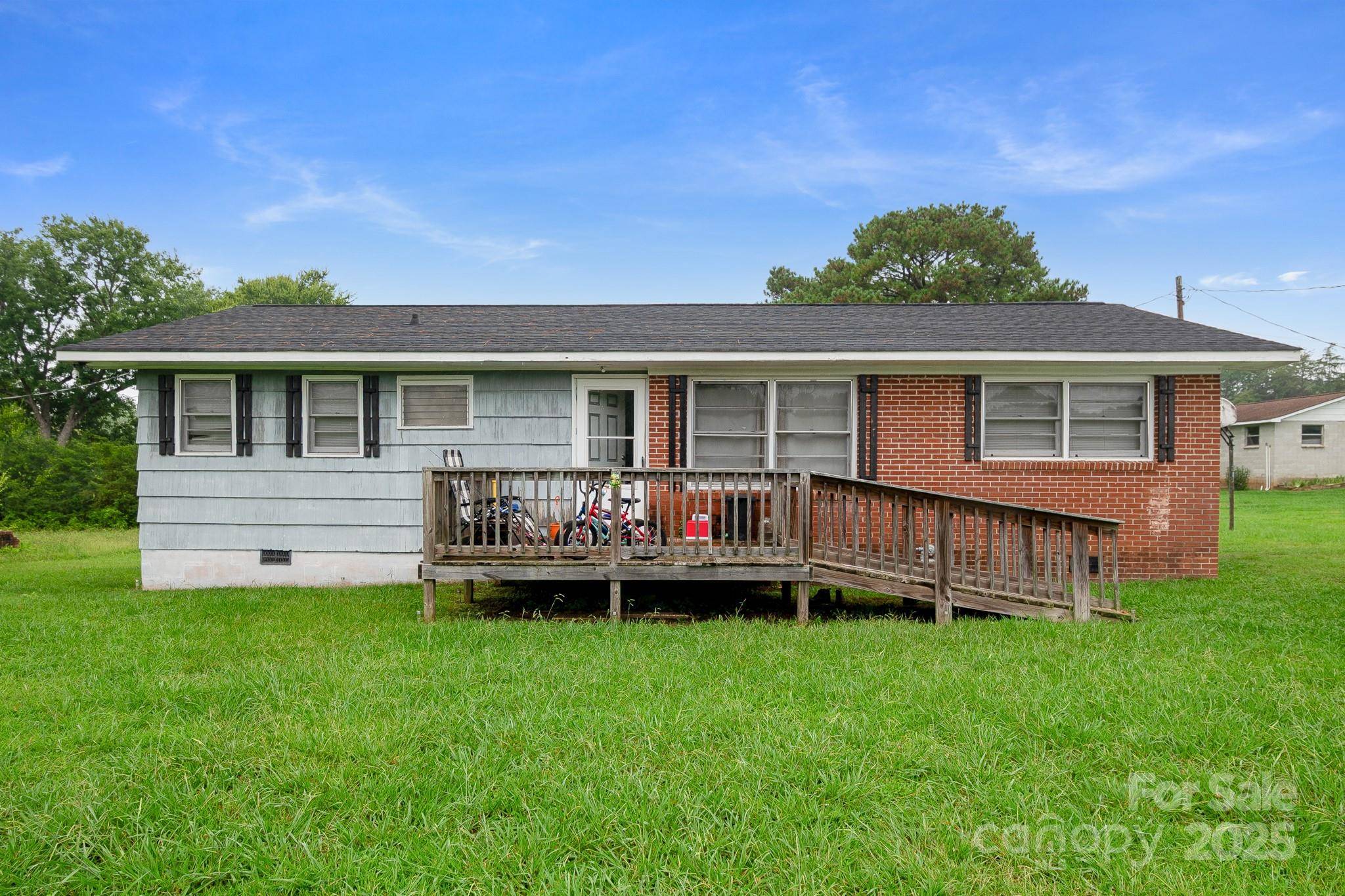 940 W End RD, Chester, SC 29706