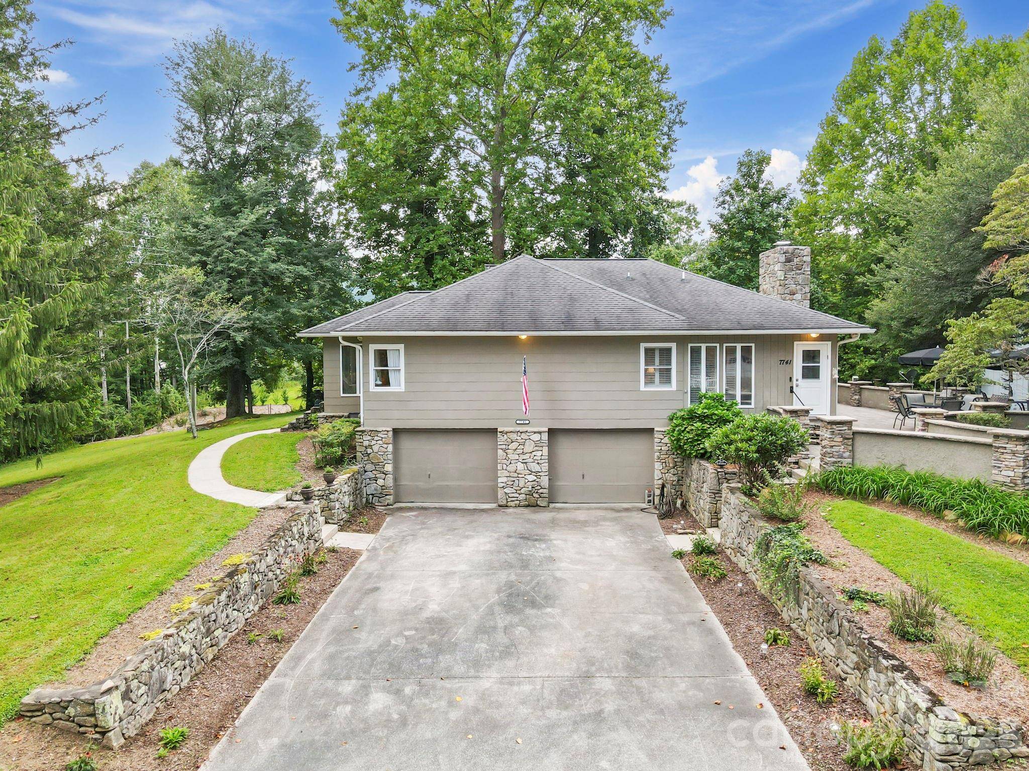 7741 Brevard RD, Etowah, NC 28729