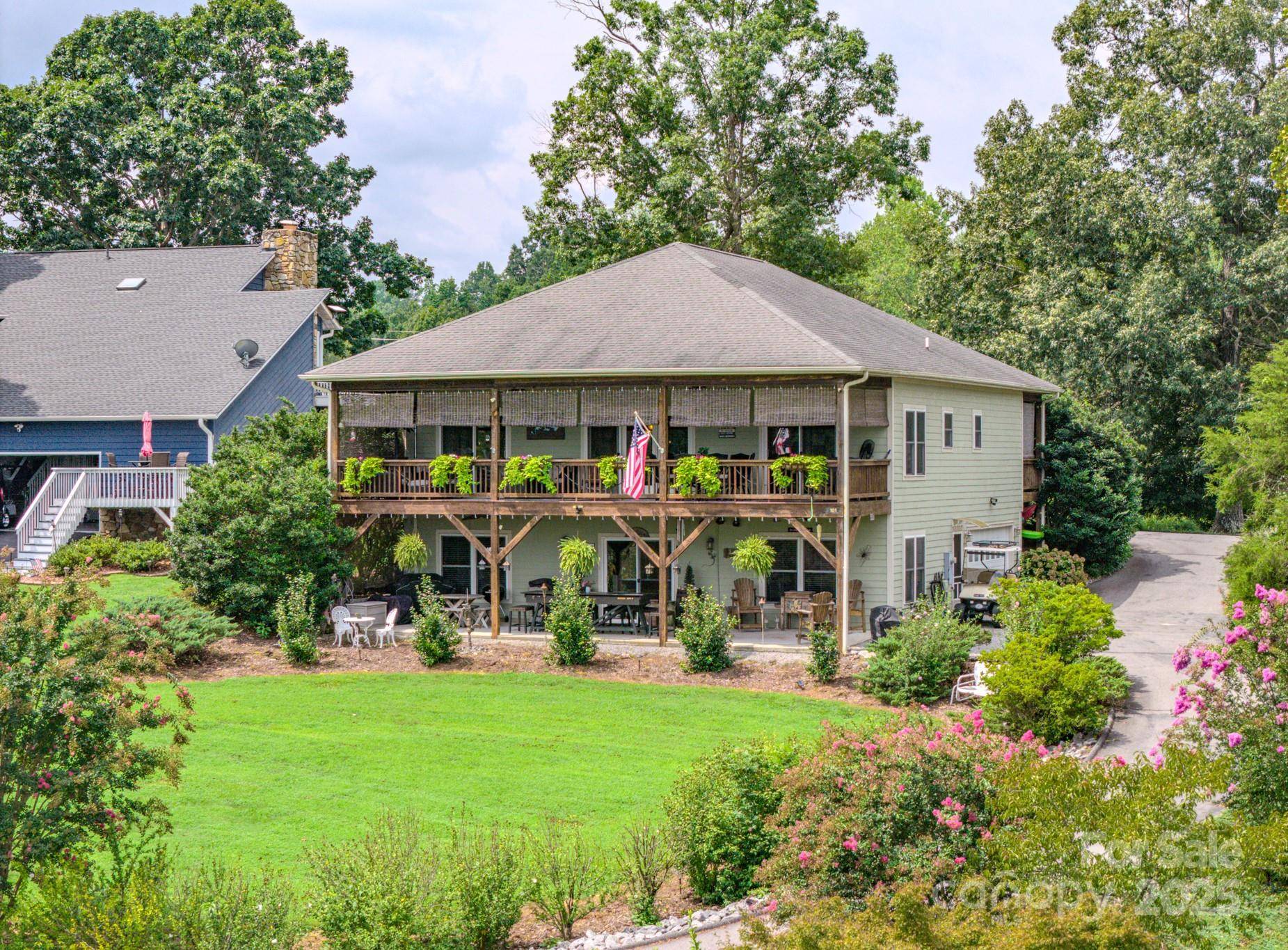101 Lake Club LN, Nebo, NC 28761