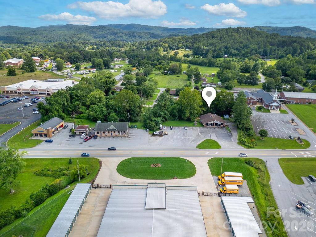 6500 Brevard RD, Etowah, NC 28729
