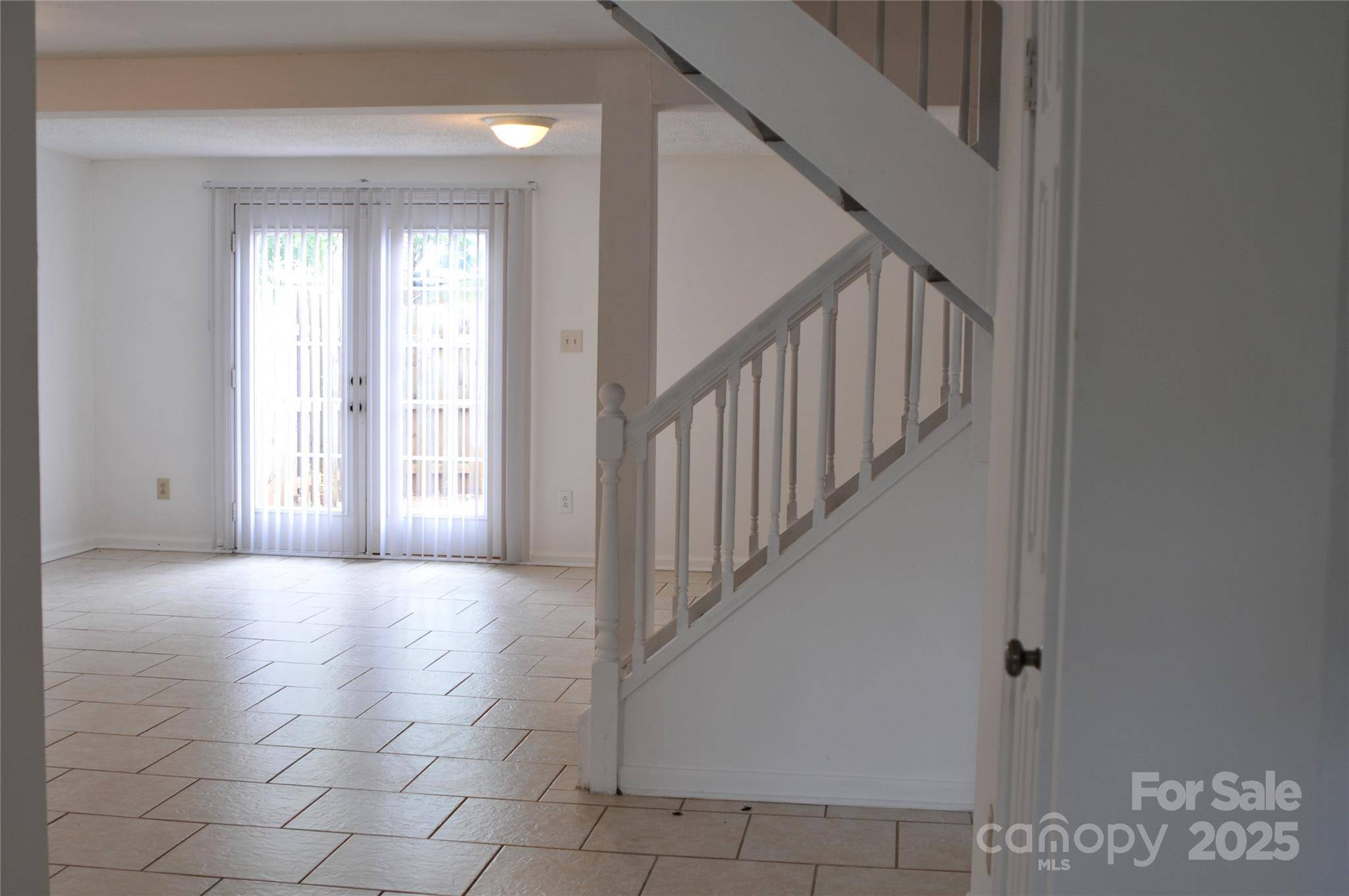 9626-C Vinca CIR, Charlotte, NC 28213