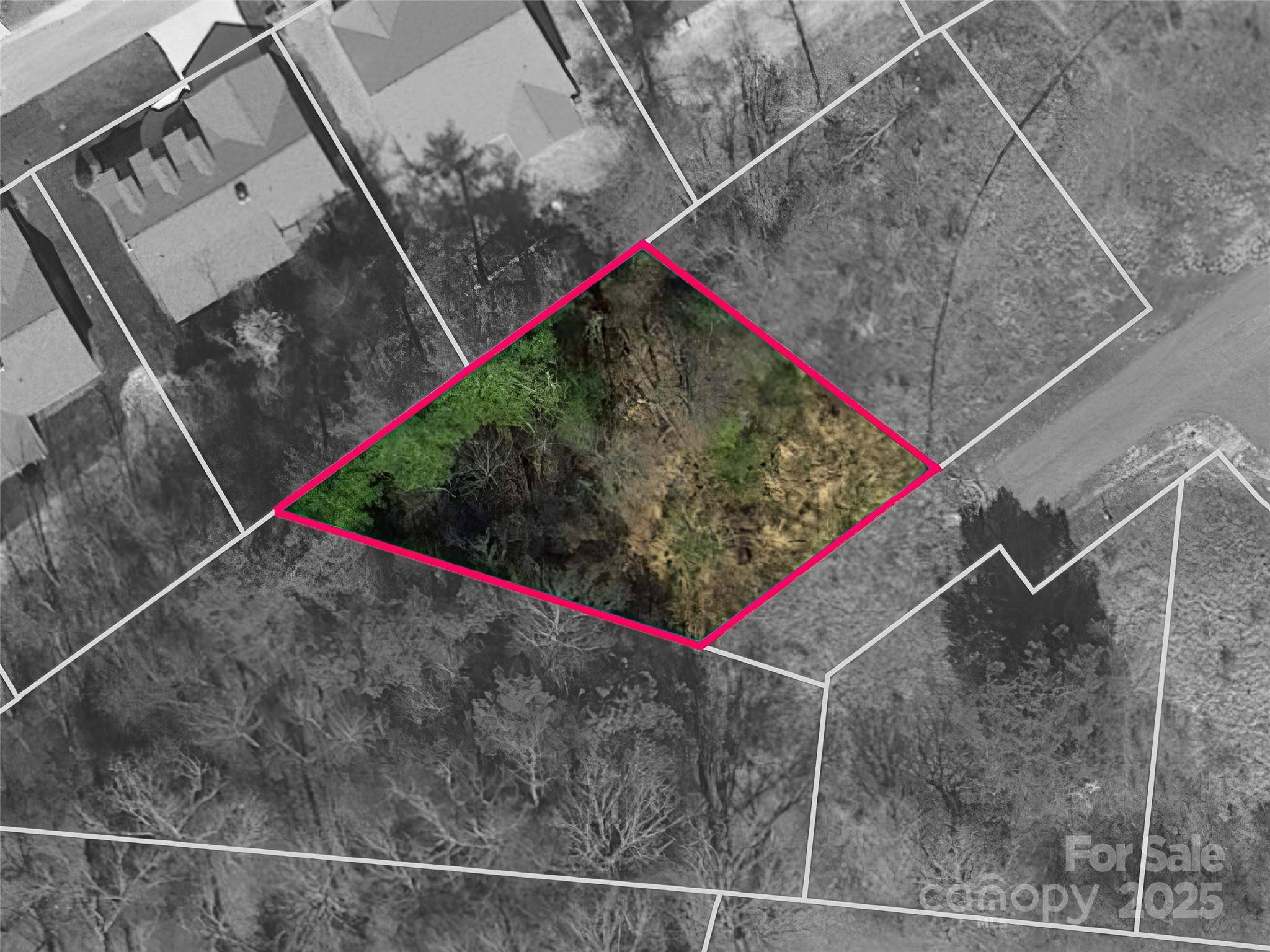 54 Olde Oak LN, Hendersonville, NC 28792