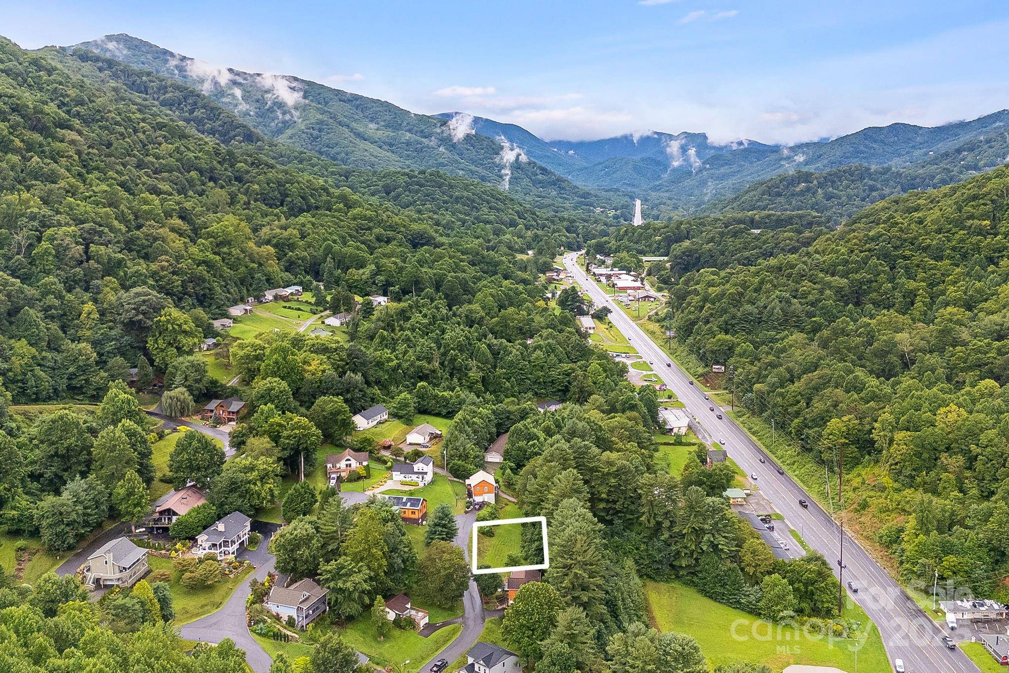 9999 Whippoorwill WAY #6, Waynesville, NC 28786