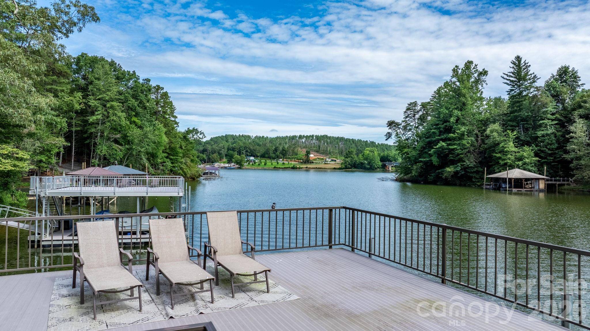 1408 Lake Vista DR NE #11/12, Connelly Springs, NC 28612