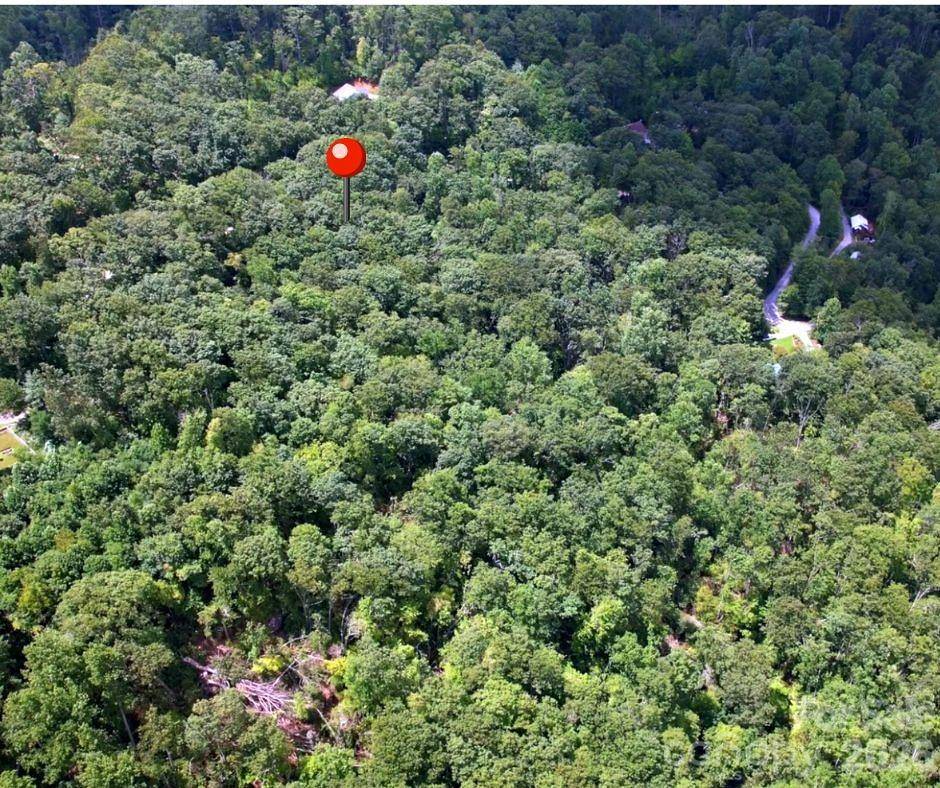 13 Old Mill RD, Hendersonville, NC 28792