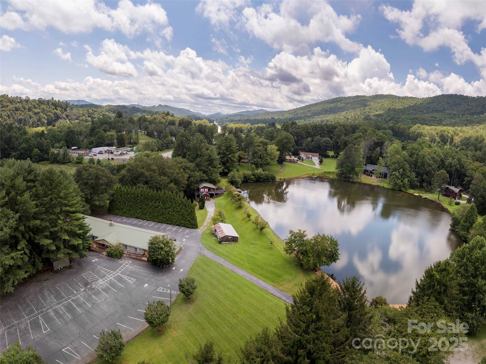 8826 Boylston HWY, Mills River, NC 28759