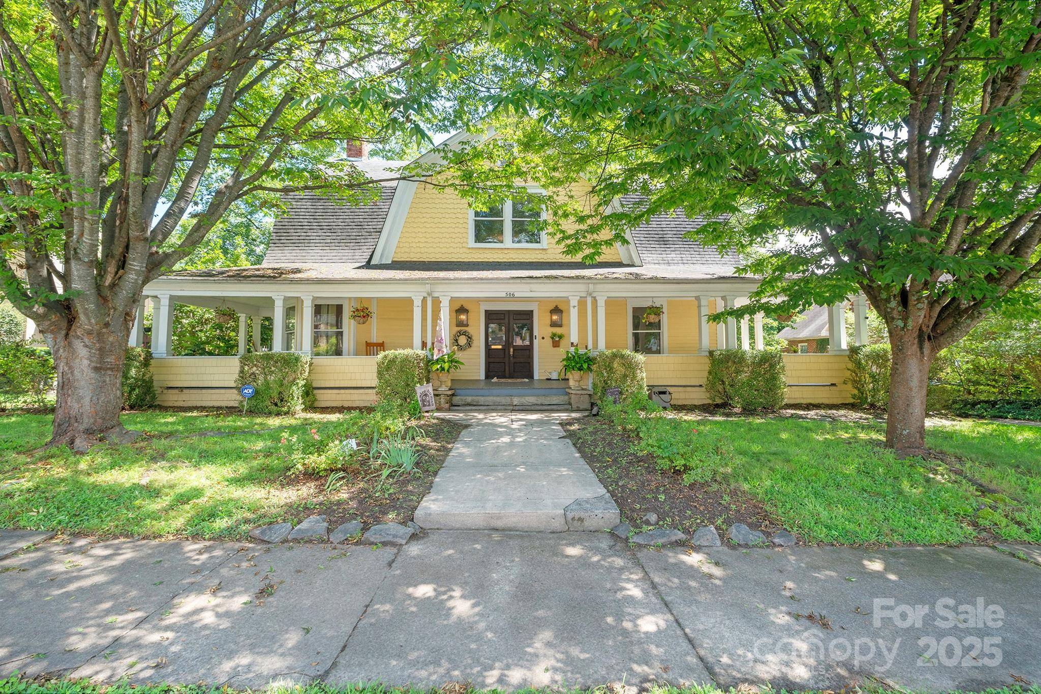 506 N MAIN ST NW #C, Lenoir, NC 28645