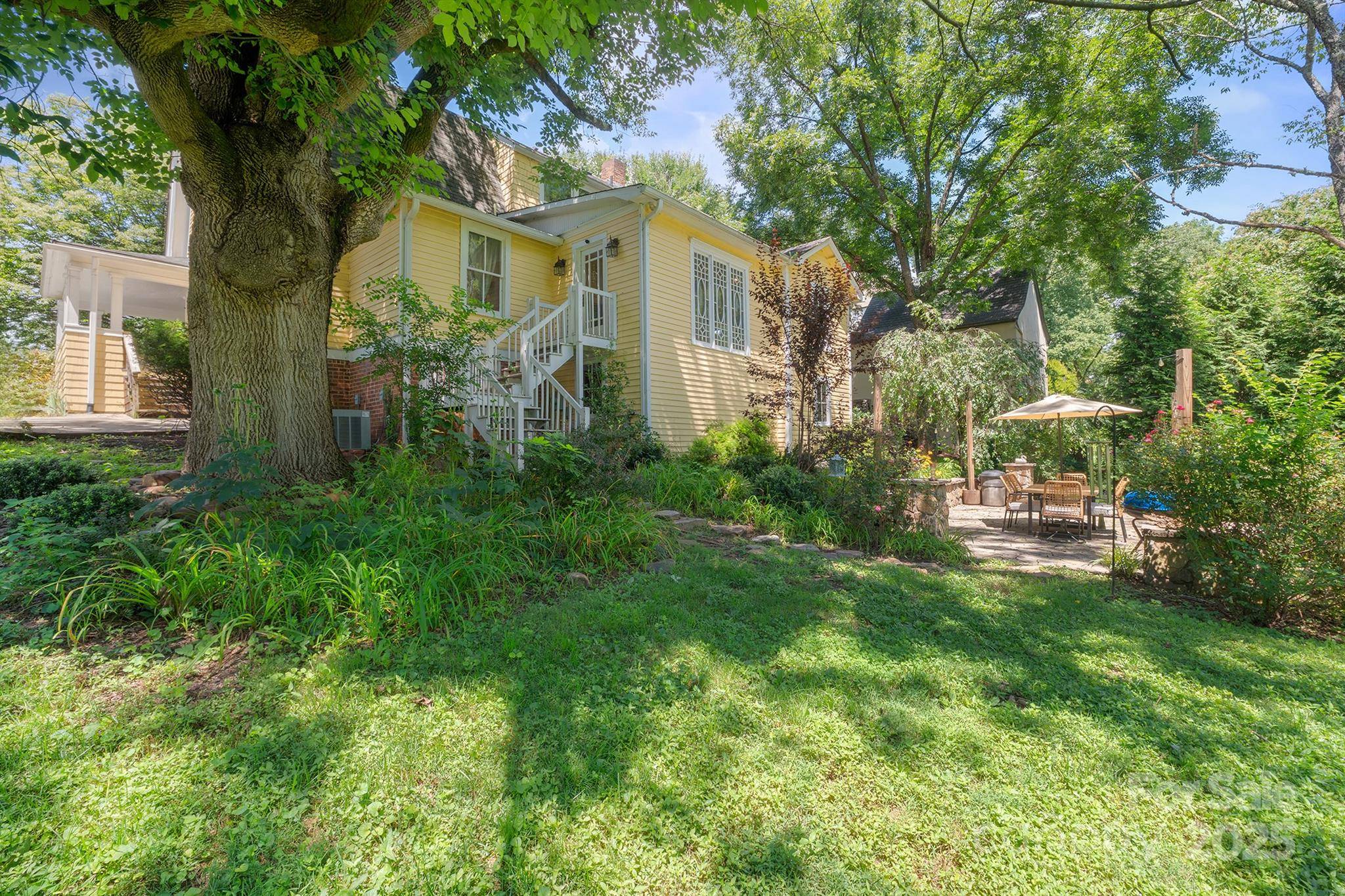 506 N MAIN ST NW #C, Lenoir, NC 28645