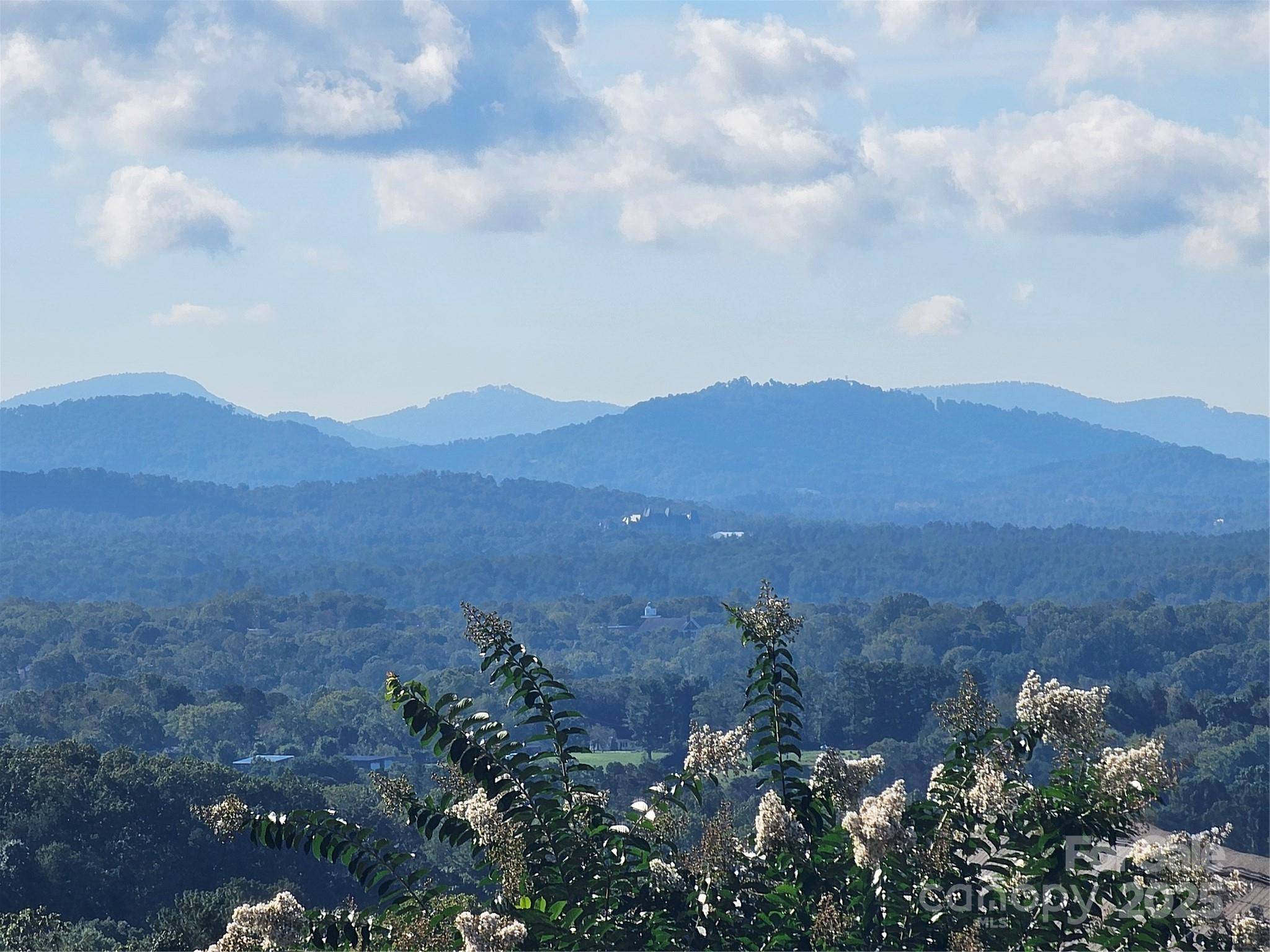 97 Destination DR, Asheville, NC 28806