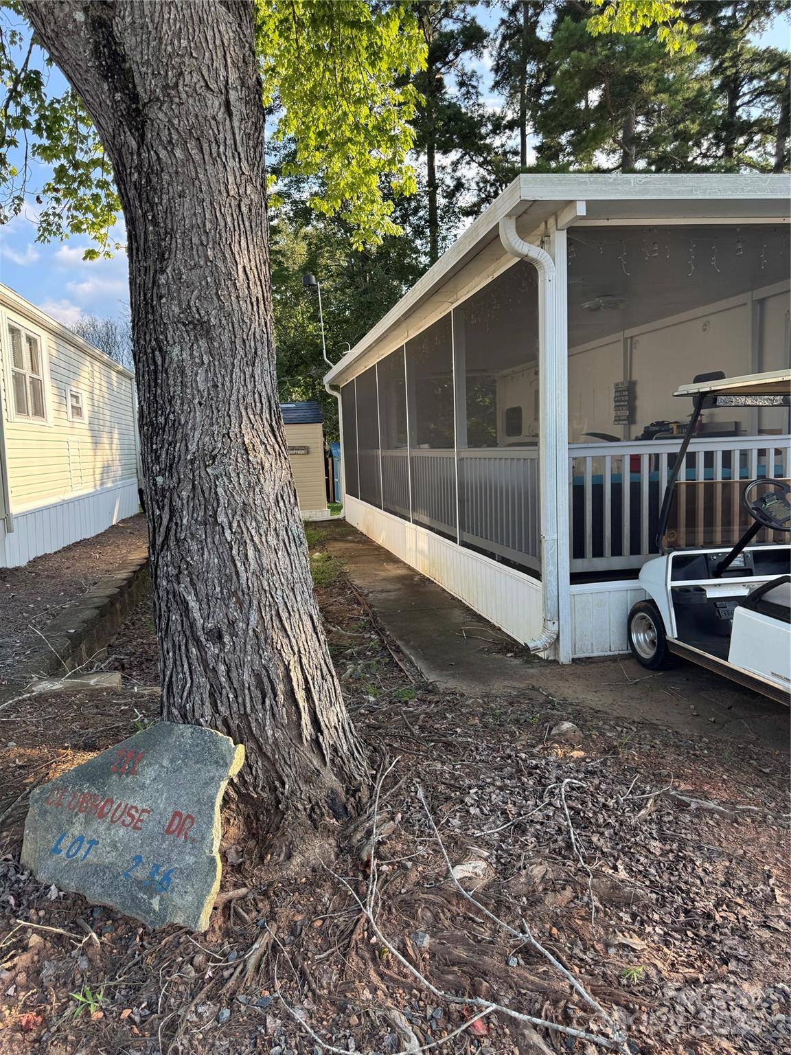 111 Club House DR #236, New London, NC 28127