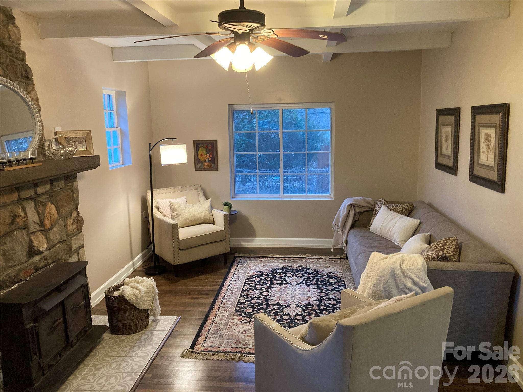 201 Merriman RD, Hendersonville, NC 28791