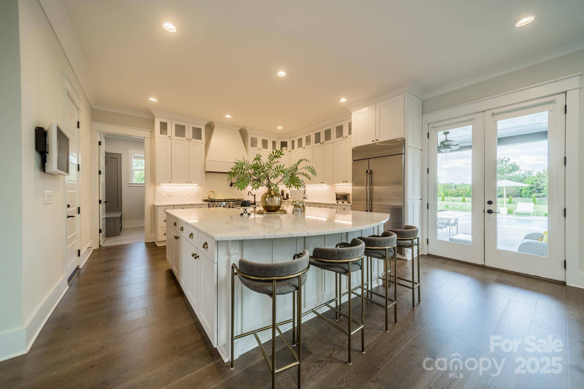 8102 Rolling Fields RD, Charlotte, NC 28227