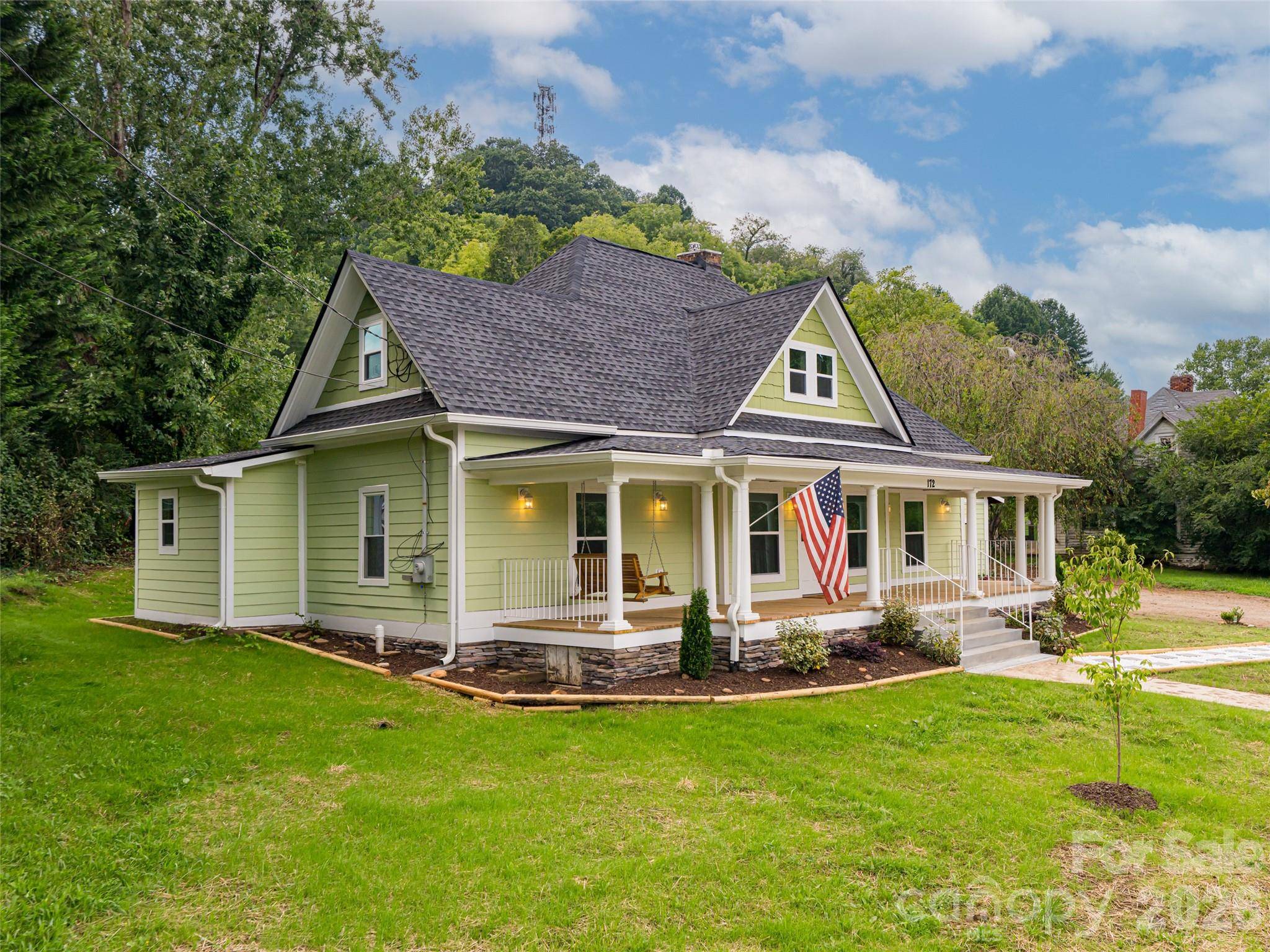 172 Reed ST, Canton, NC 28716