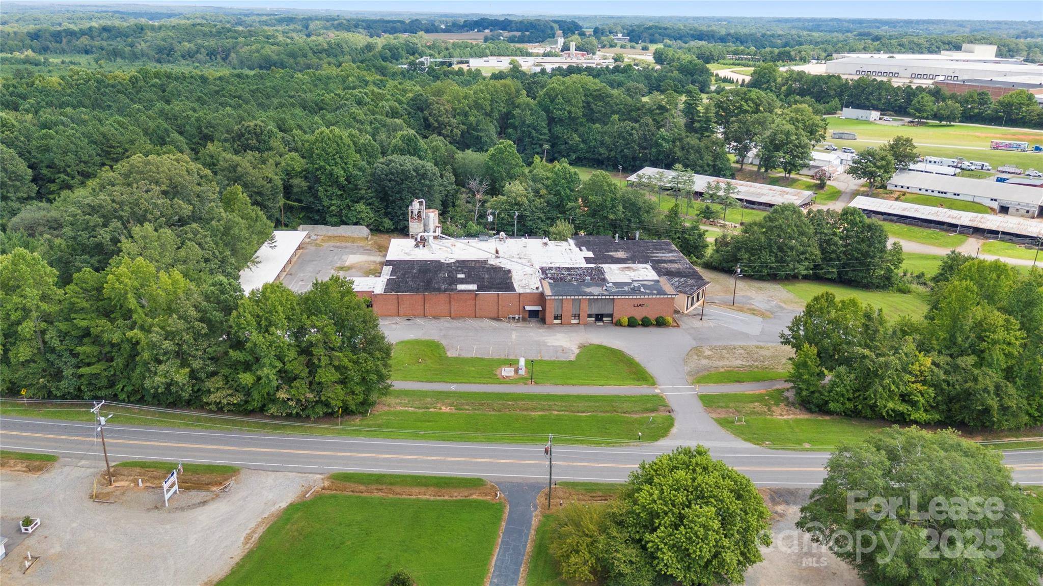 694 N Main ST, Troutman, NC 28166