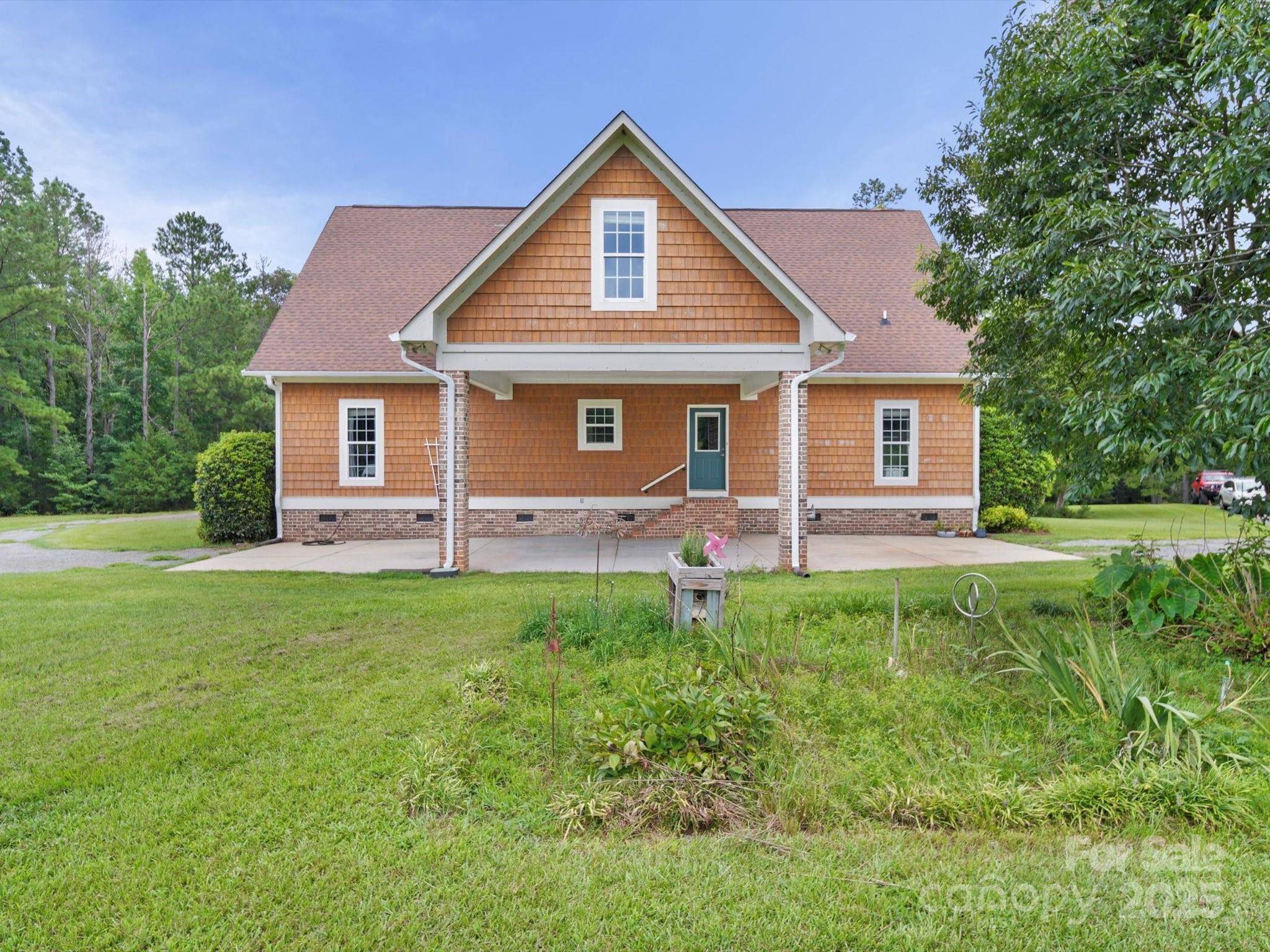 1393 Wateree RD, Ridgeway, SC 29130