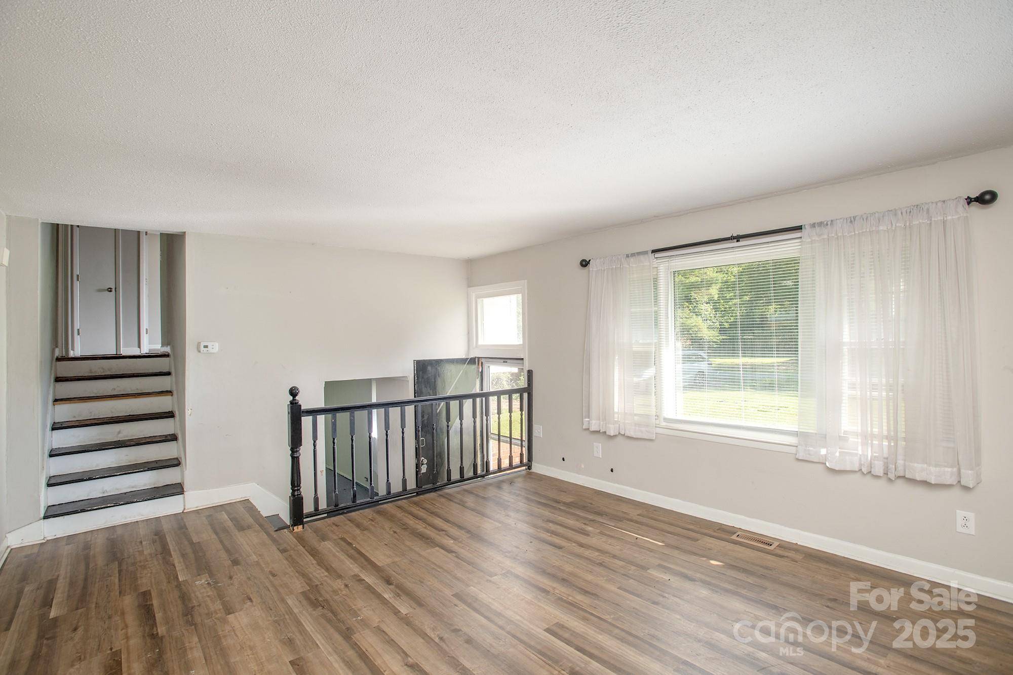 129 Woodland DR, Havelock, NC 28532