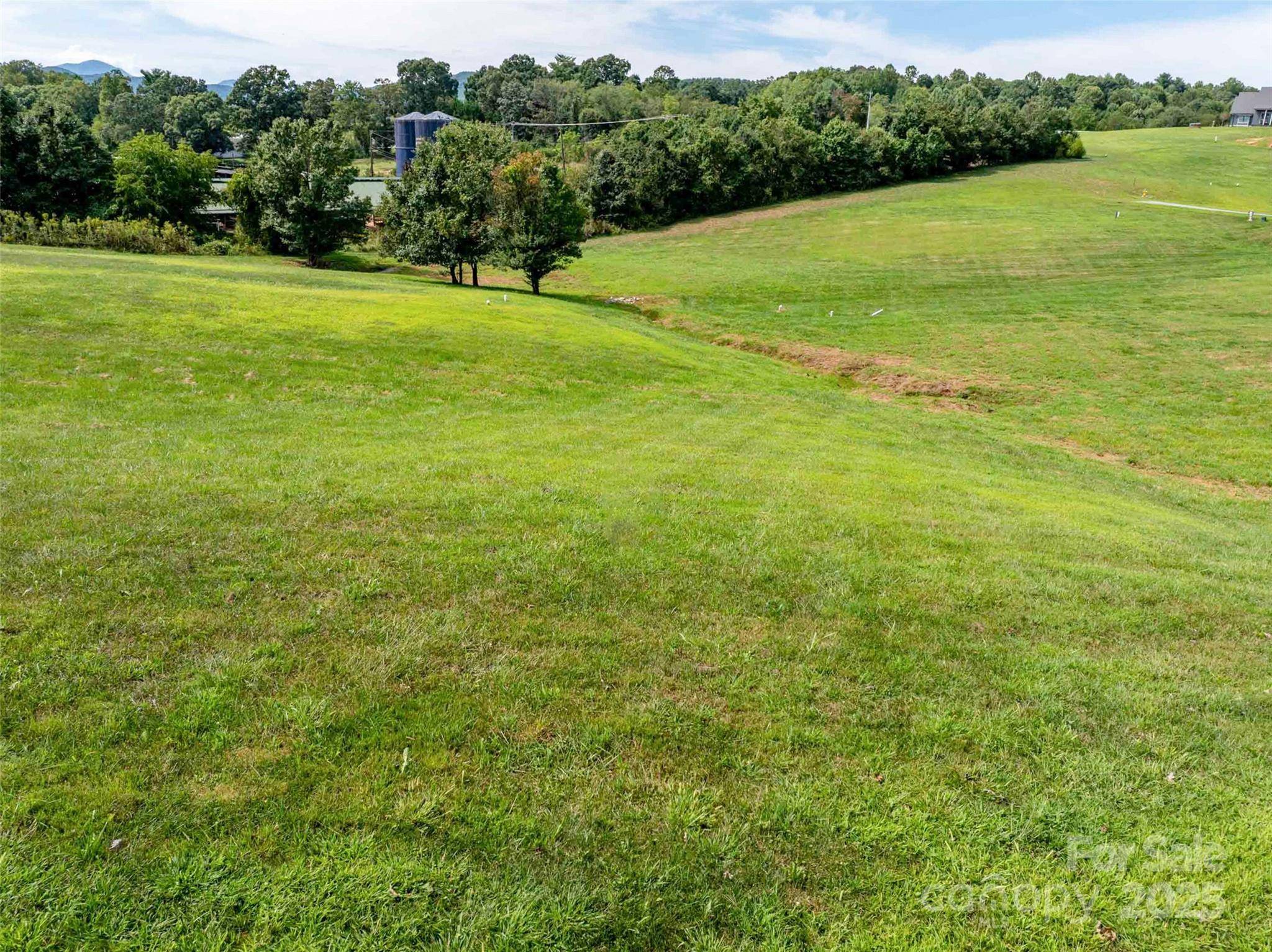 202 Soapstone TRL #68, Mills River, NC 28759