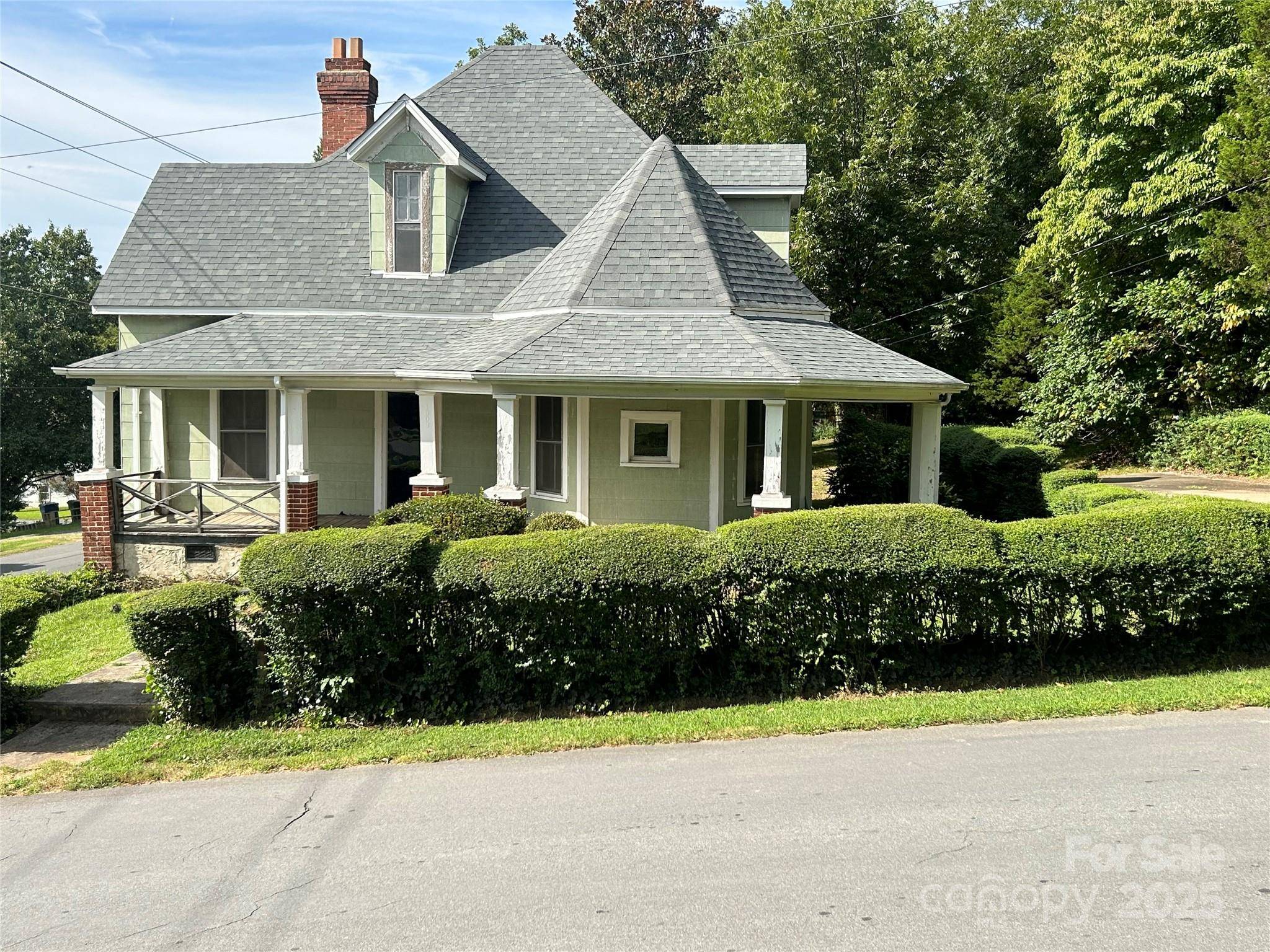 1003 Lundix ST, Albemarle, NC 28001