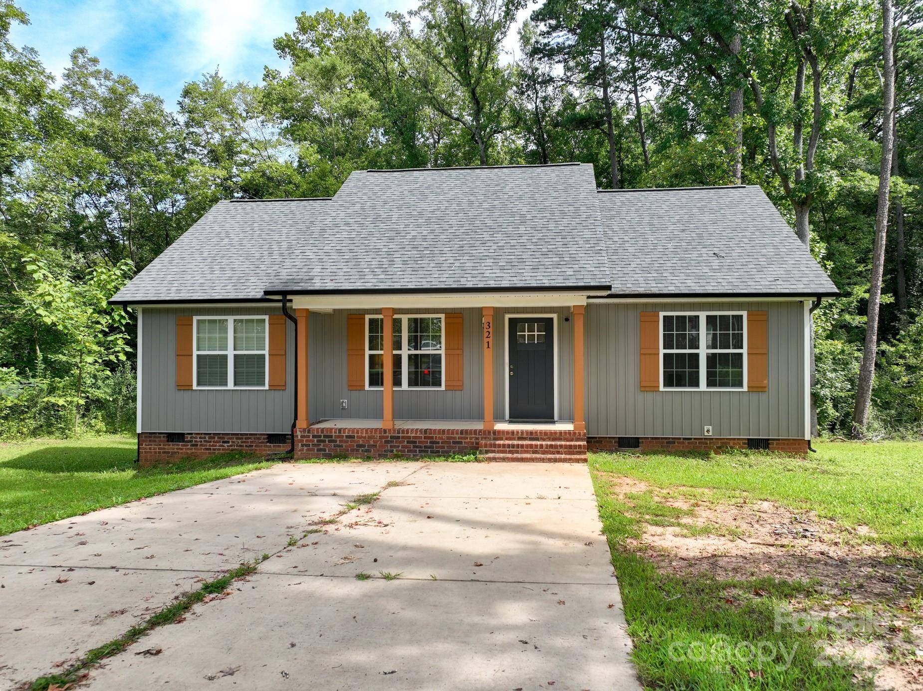 321 E Torbush DR, Salisbury, NC 28144