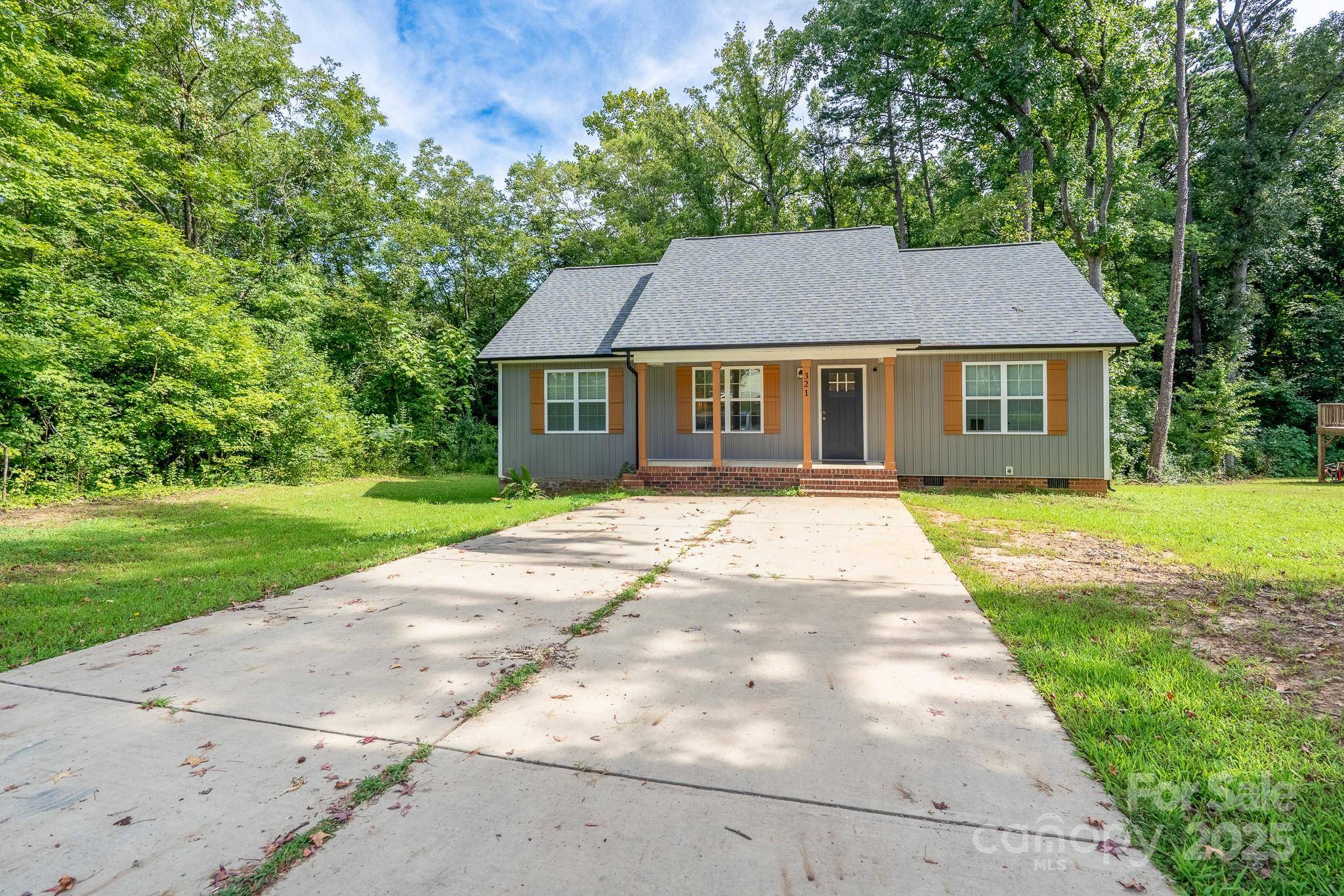 321 E Torbush DR, Salisbury, NC 28144