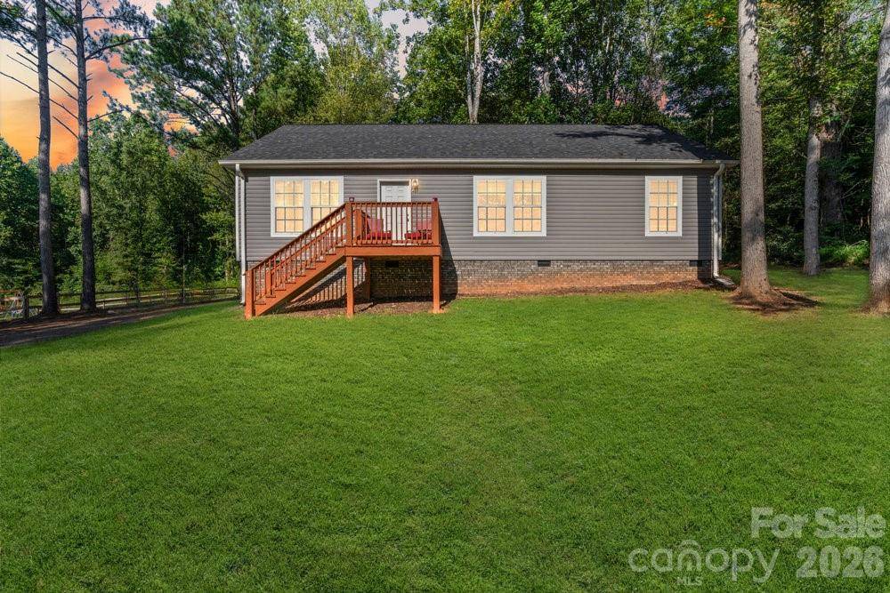 402 Shiloh RD, Statesville, NC 28677
