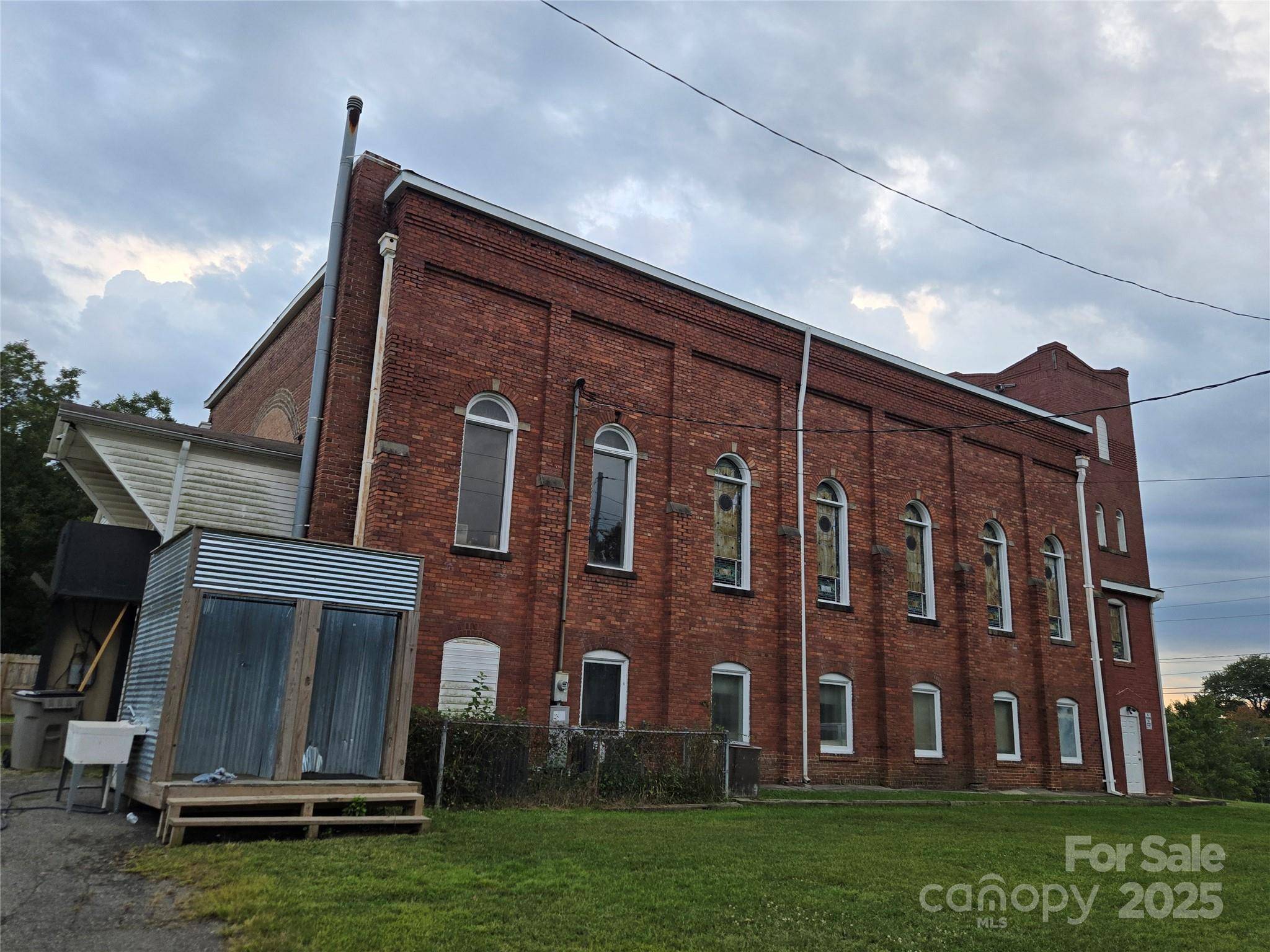 418 N Oakland ST, Gastonia, NC 28052