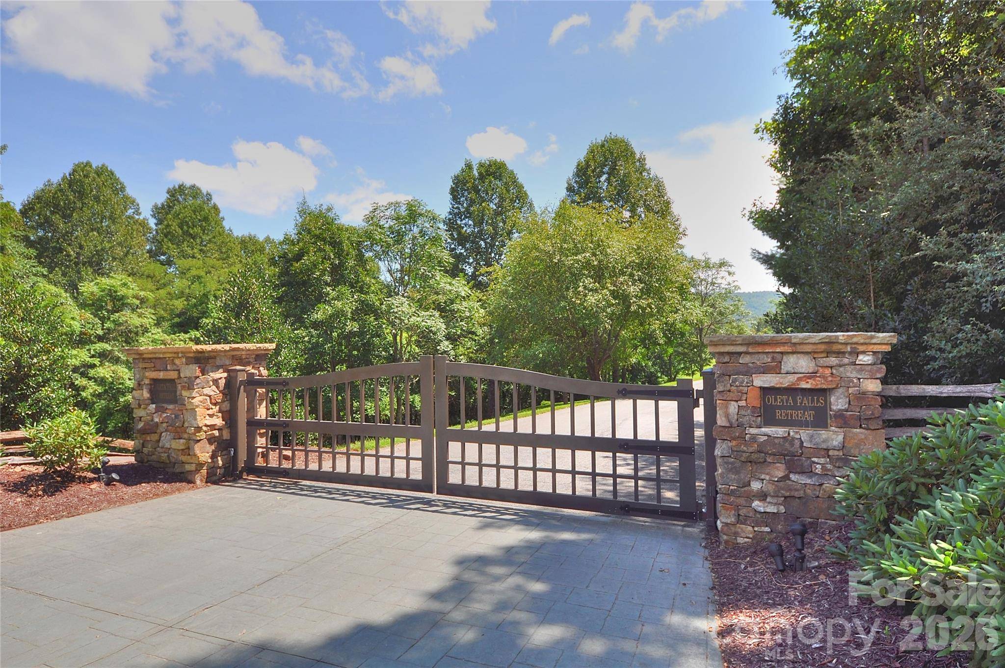 110 Stone Valley WAY #20, Hendersonville, NC 28792