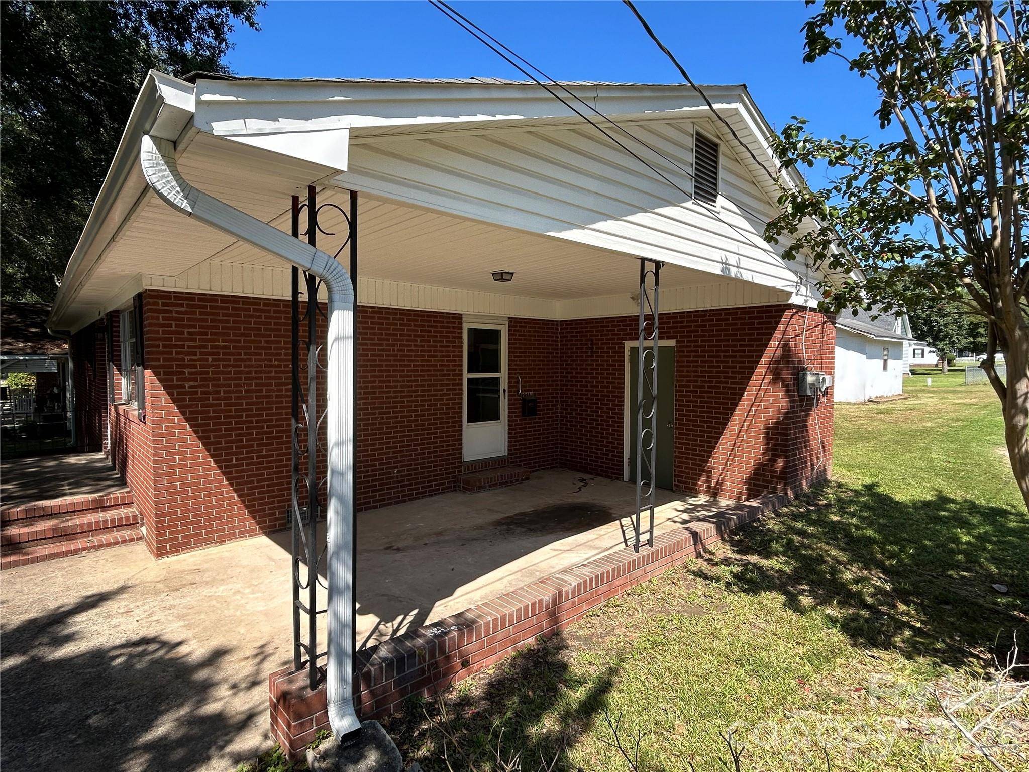 2218 W 5th AVE, Gastonia, NC 28052
