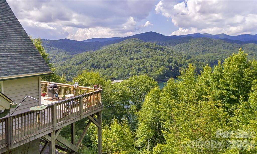 612 Old Home Place RD, Tuckasegee, NC 28783