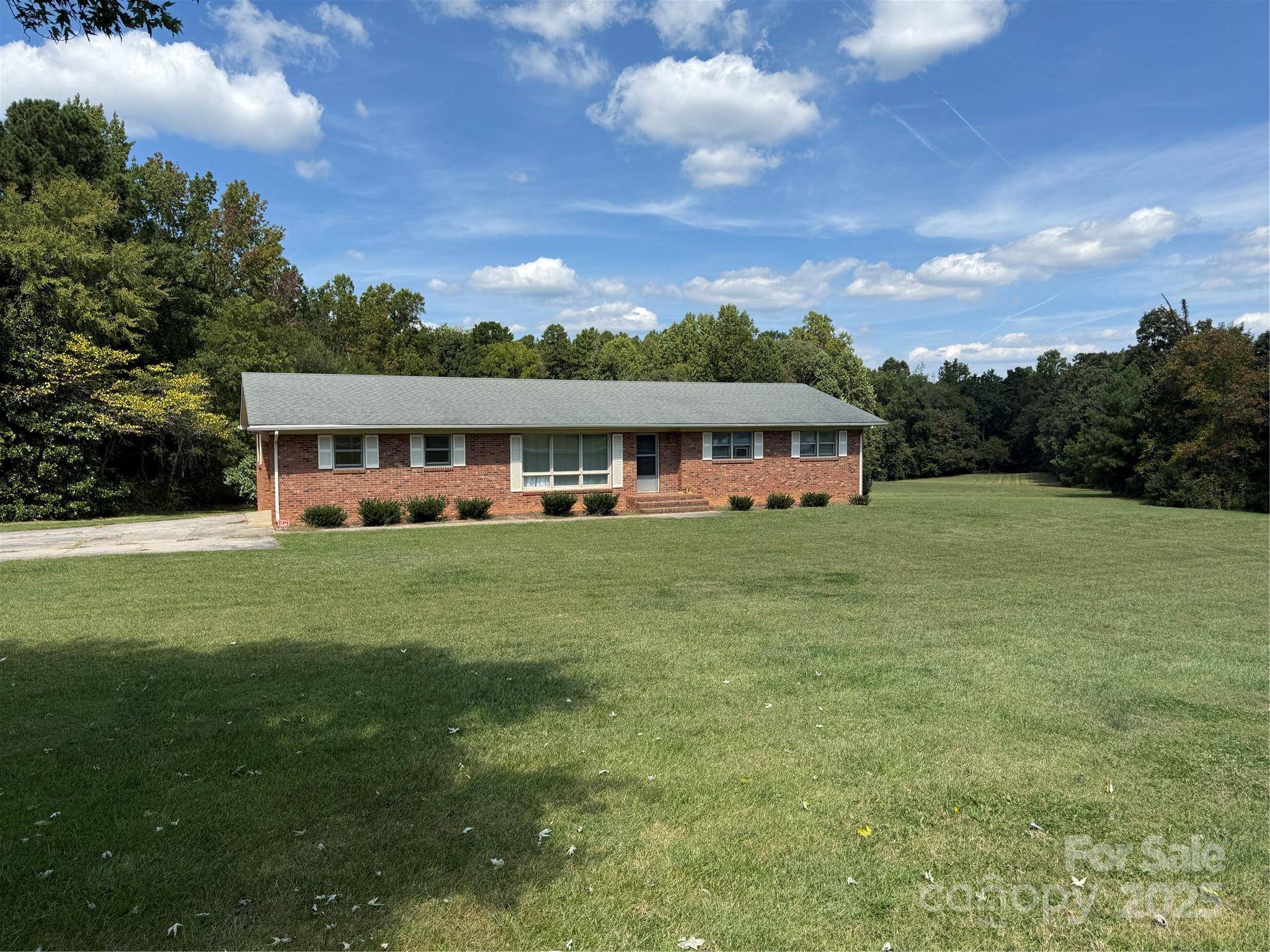 8042 Nc Highway 150 HWY E, Terrell, NC 28682