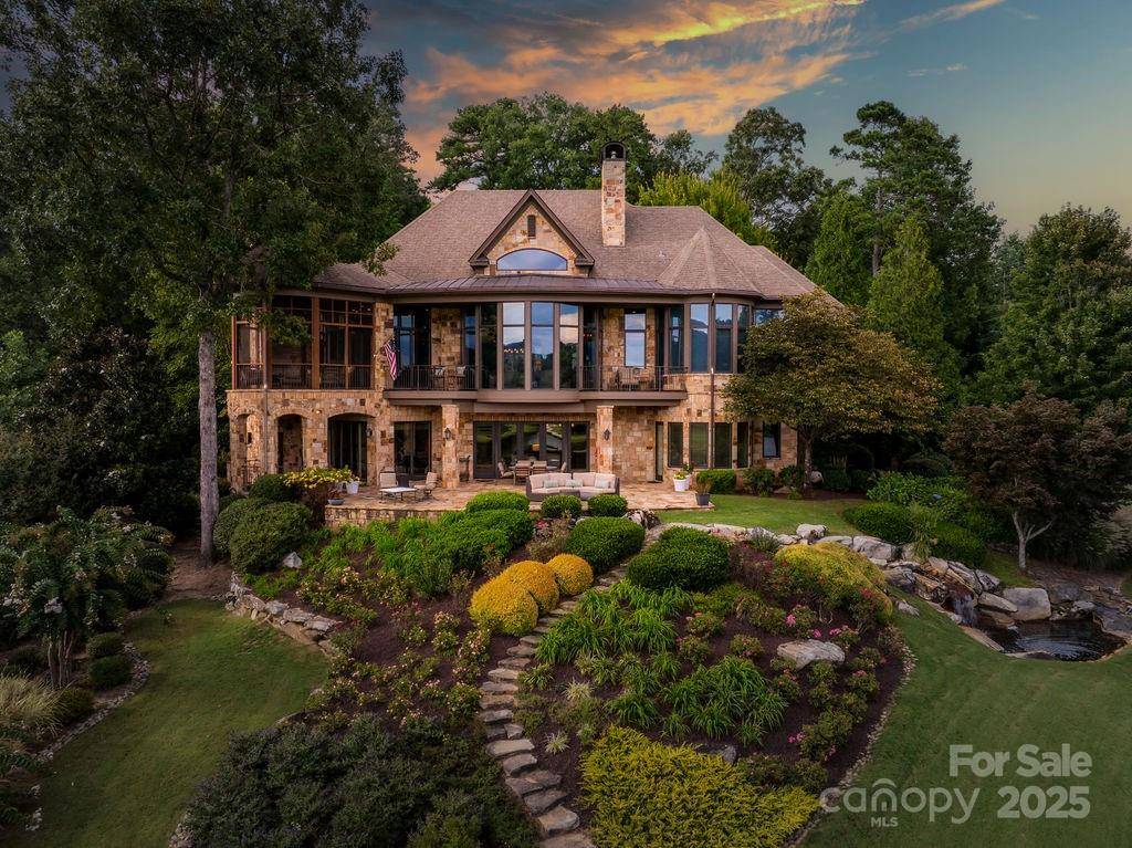 15 Water View CT, Travelers Rest, SC 29690