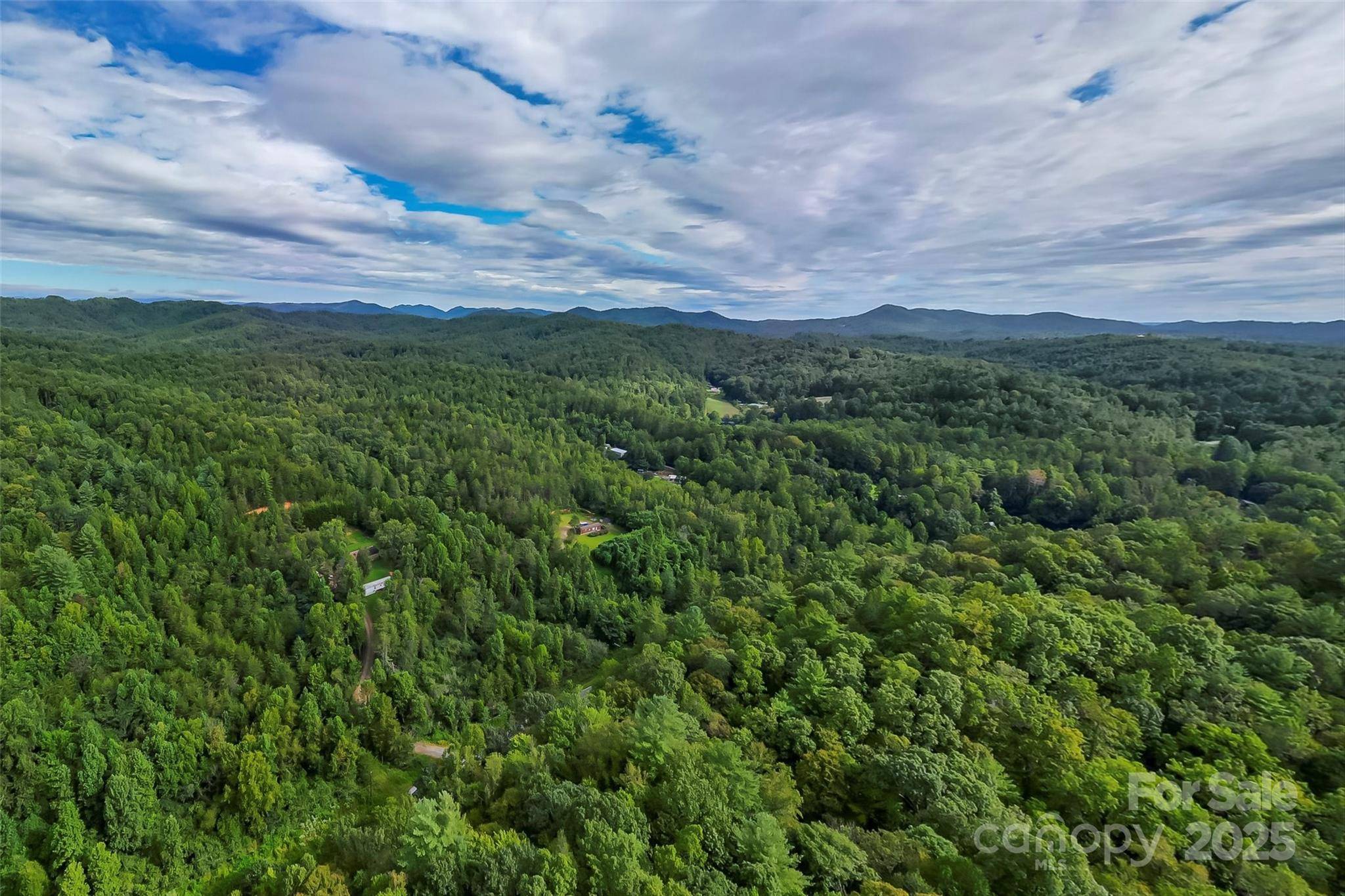 2636 Cheraw RD, Lenoir, NC 28645