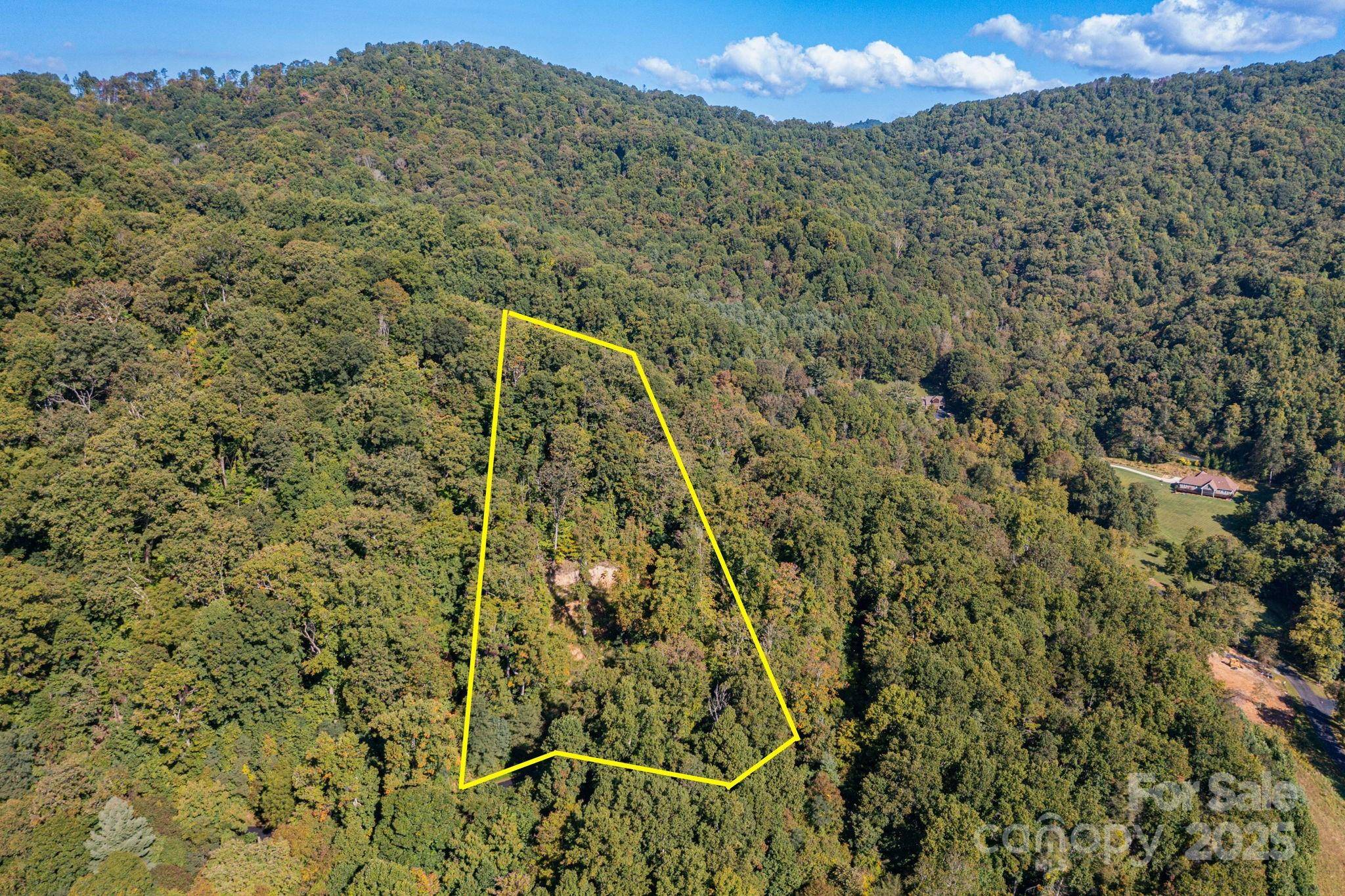 300 Running Deer LN #70, Mars Hill, NC 28754