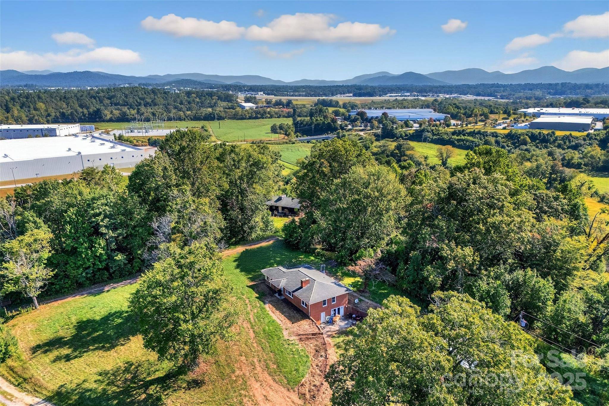 467 Butler Farm RD, Mills River, NC 28759