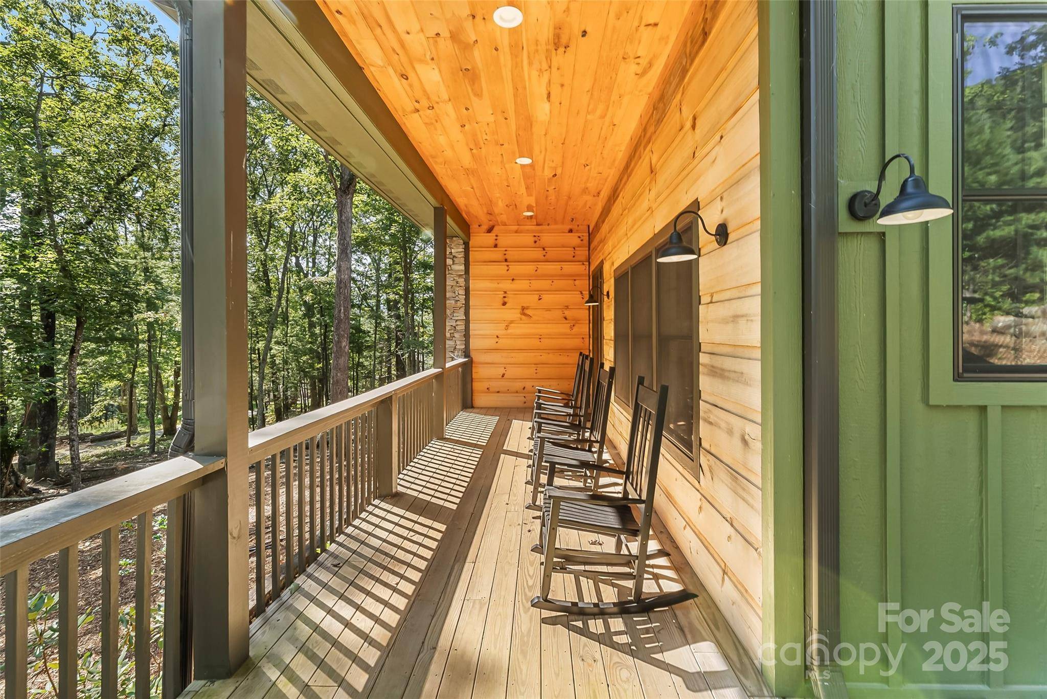 90 Clinchfield Gap RD, Marion, NC 28752
