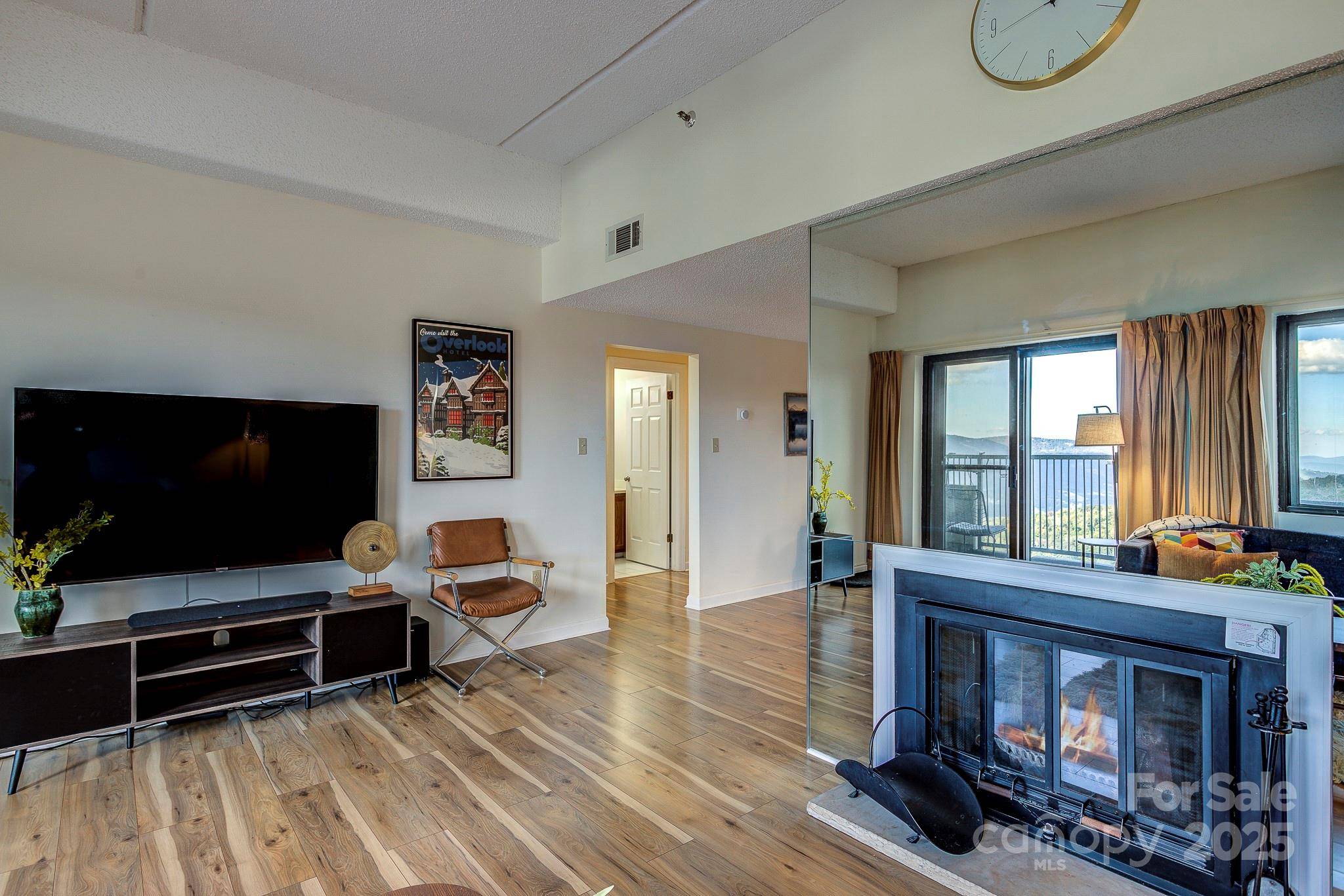 303 Sugar Top DR #2313, Sugar Mountain, NC 28604