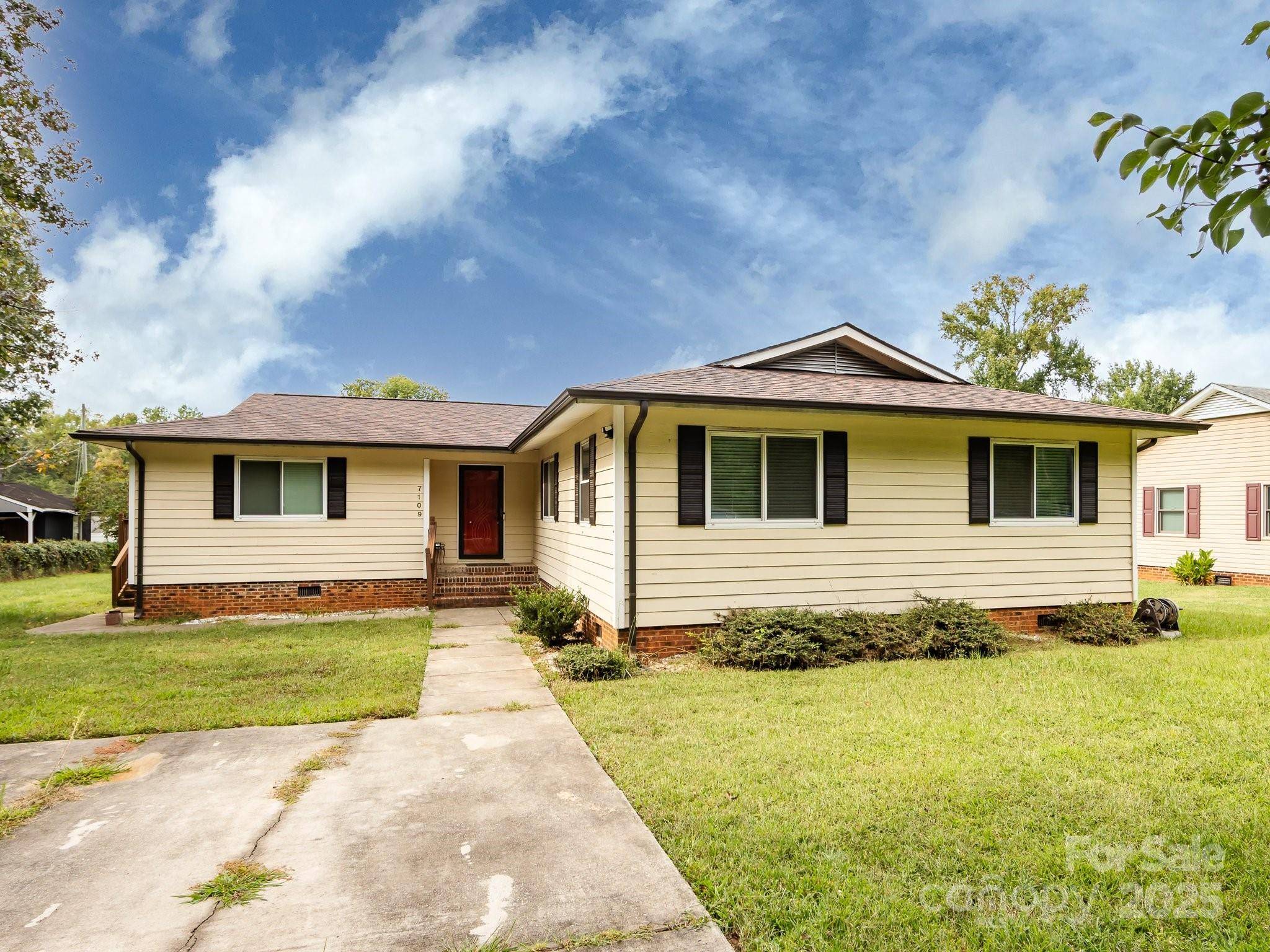 7109 Bisaner ST, Charlotte, NC 28269