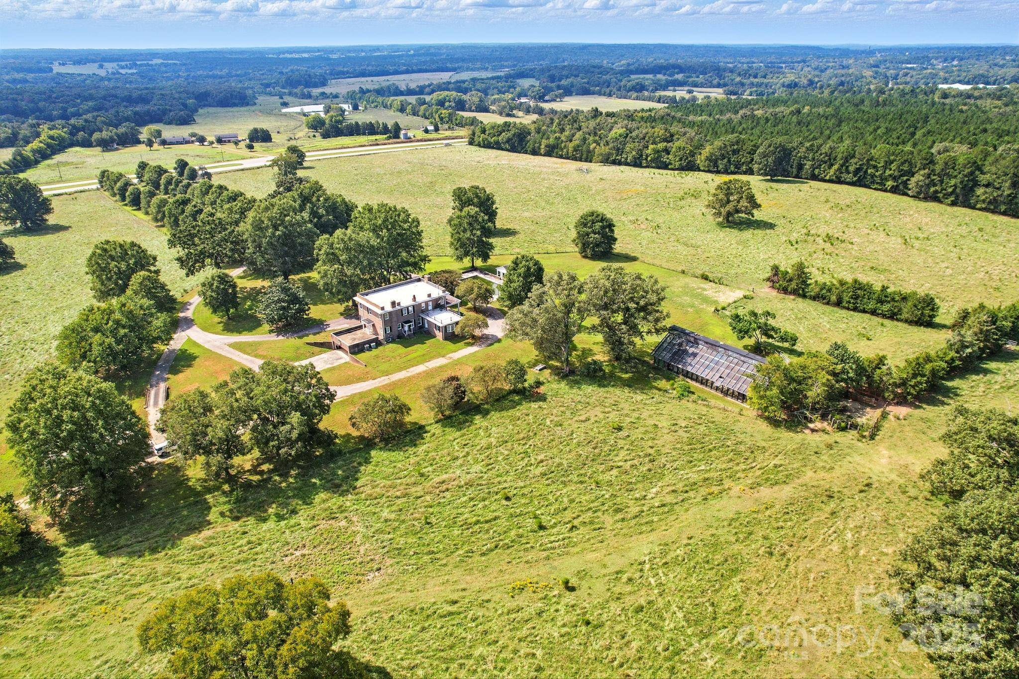 1039 Lancaster HWY, Chester, SC 29706