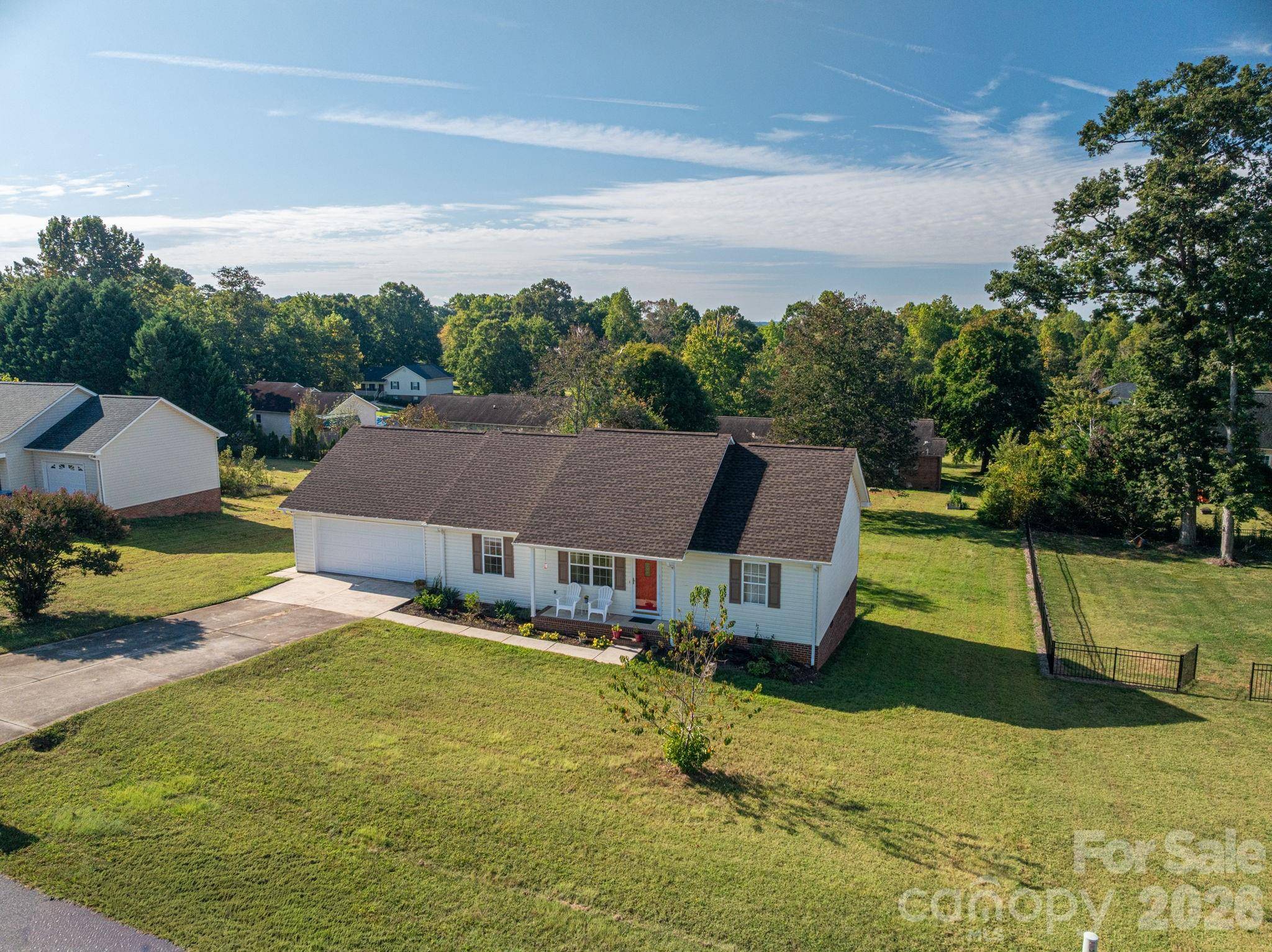1371 Millrace DR, Conover, NC 28613